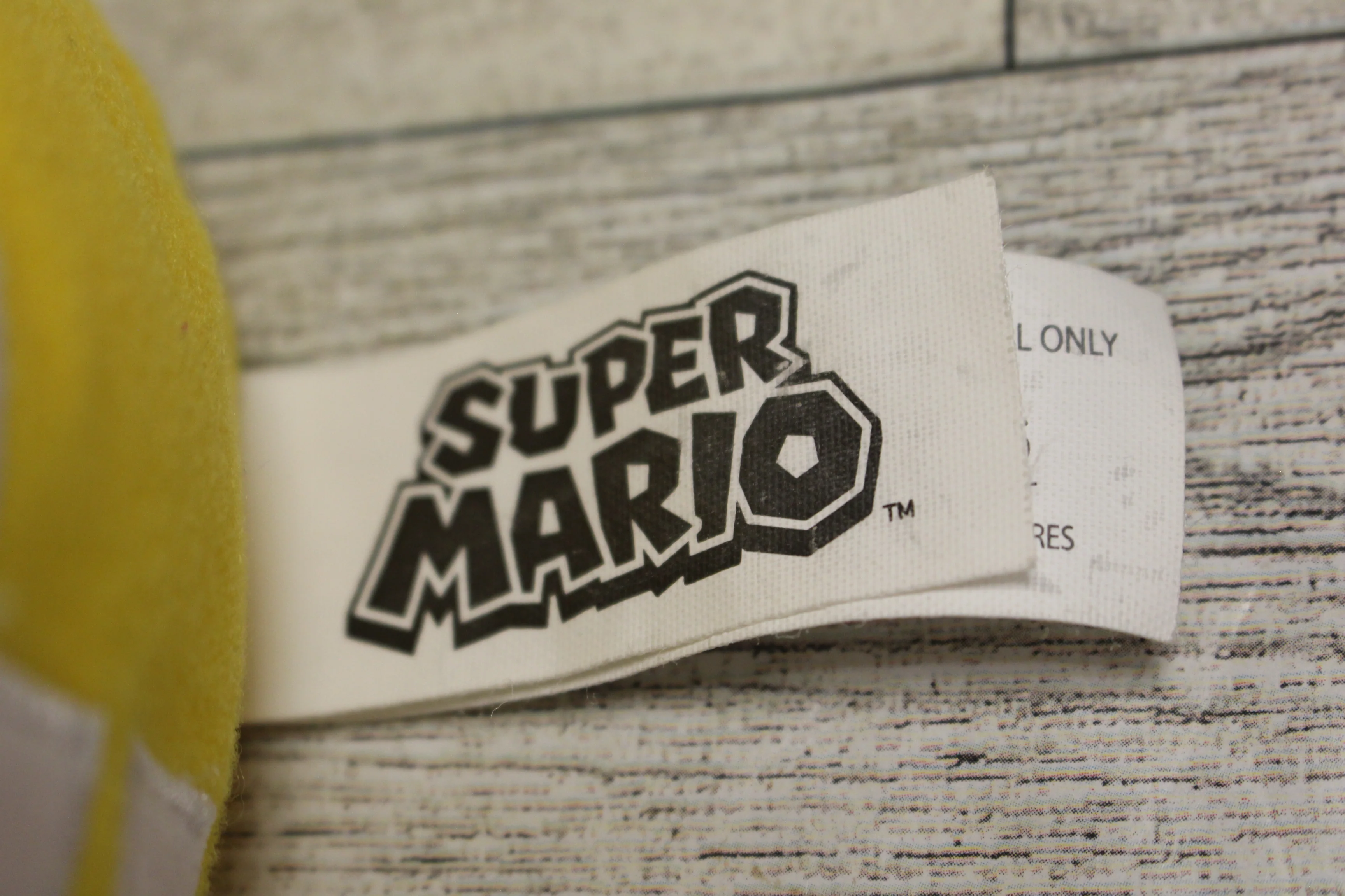 Super Mario Bros. Question Block Plush with Sound - 5 Inch - Used - Image 4