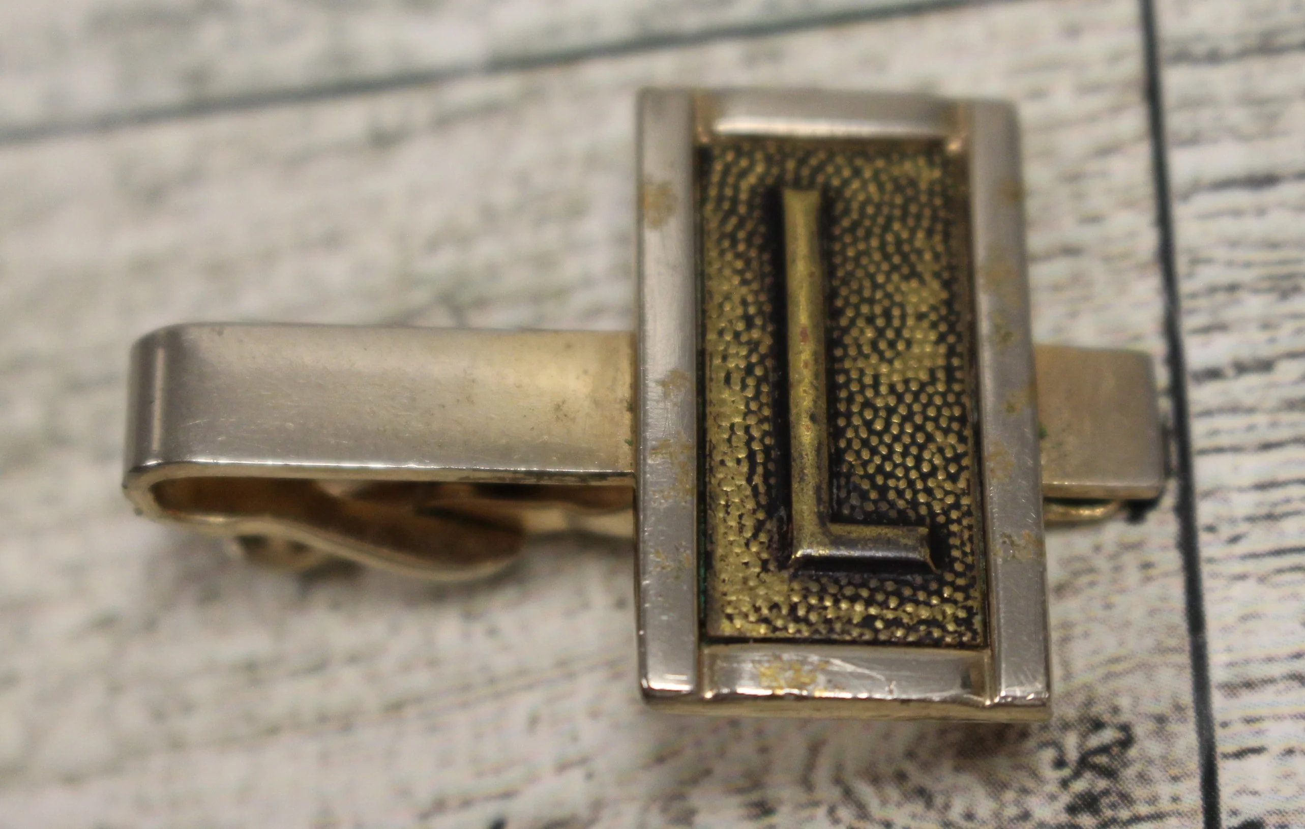 Swank Gold Tone Tie Bar Clasp Tie Tack - "L" Monogram - Used