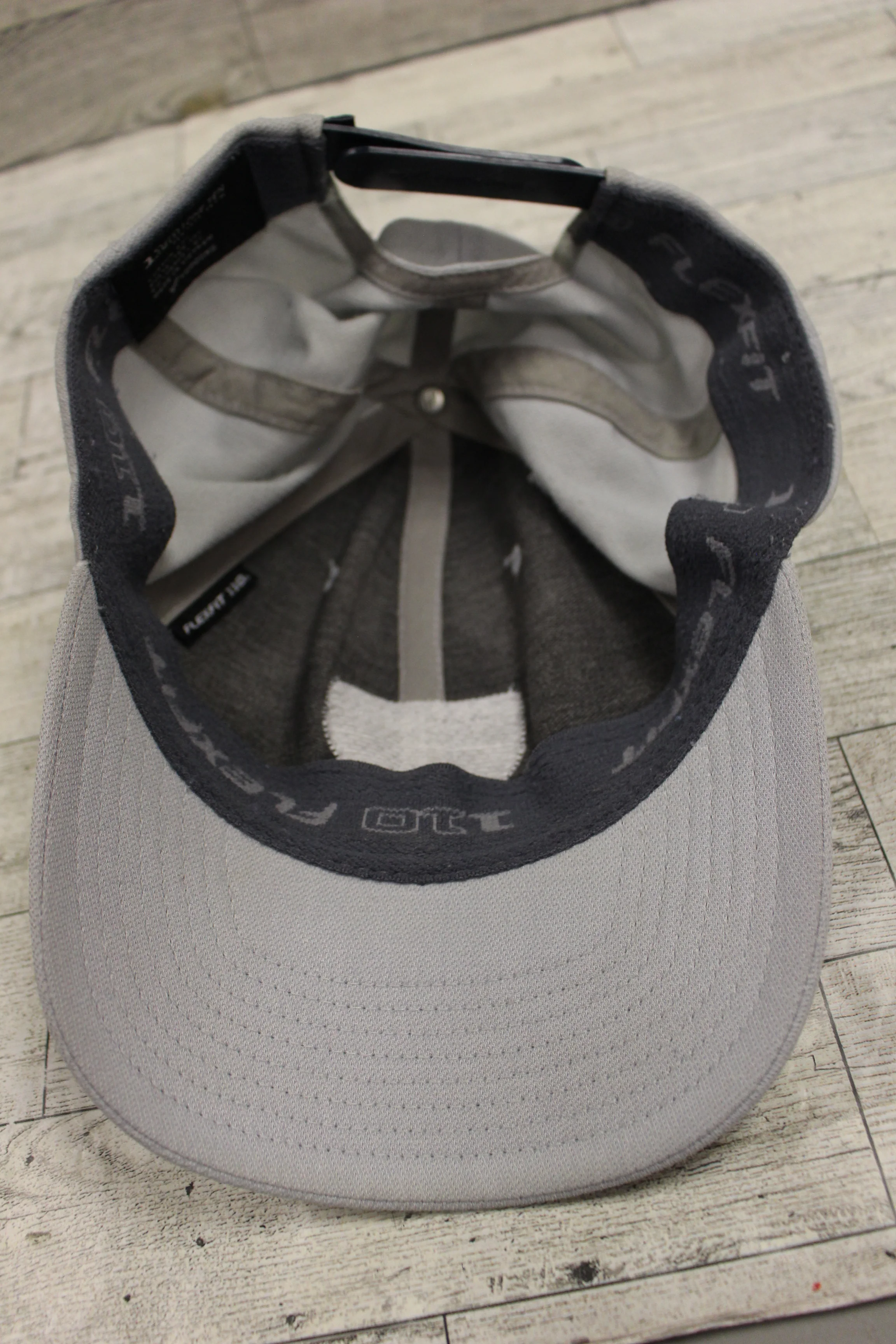 Travis Mathew Baseball Cap - Adjustable - Used - Image 7