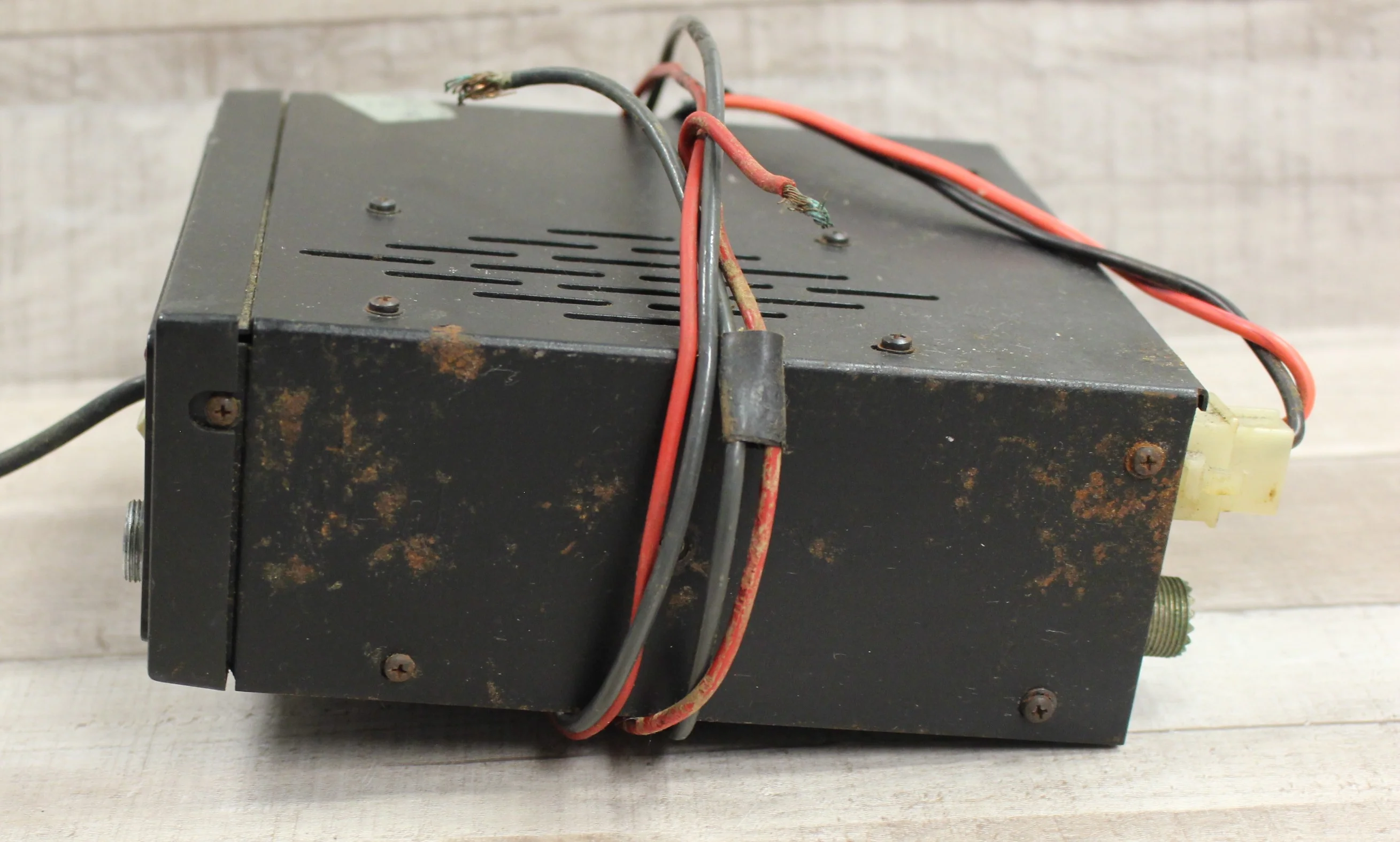 Trilectric FCC Data Mac 440 H Transmitter - Used - Image 4