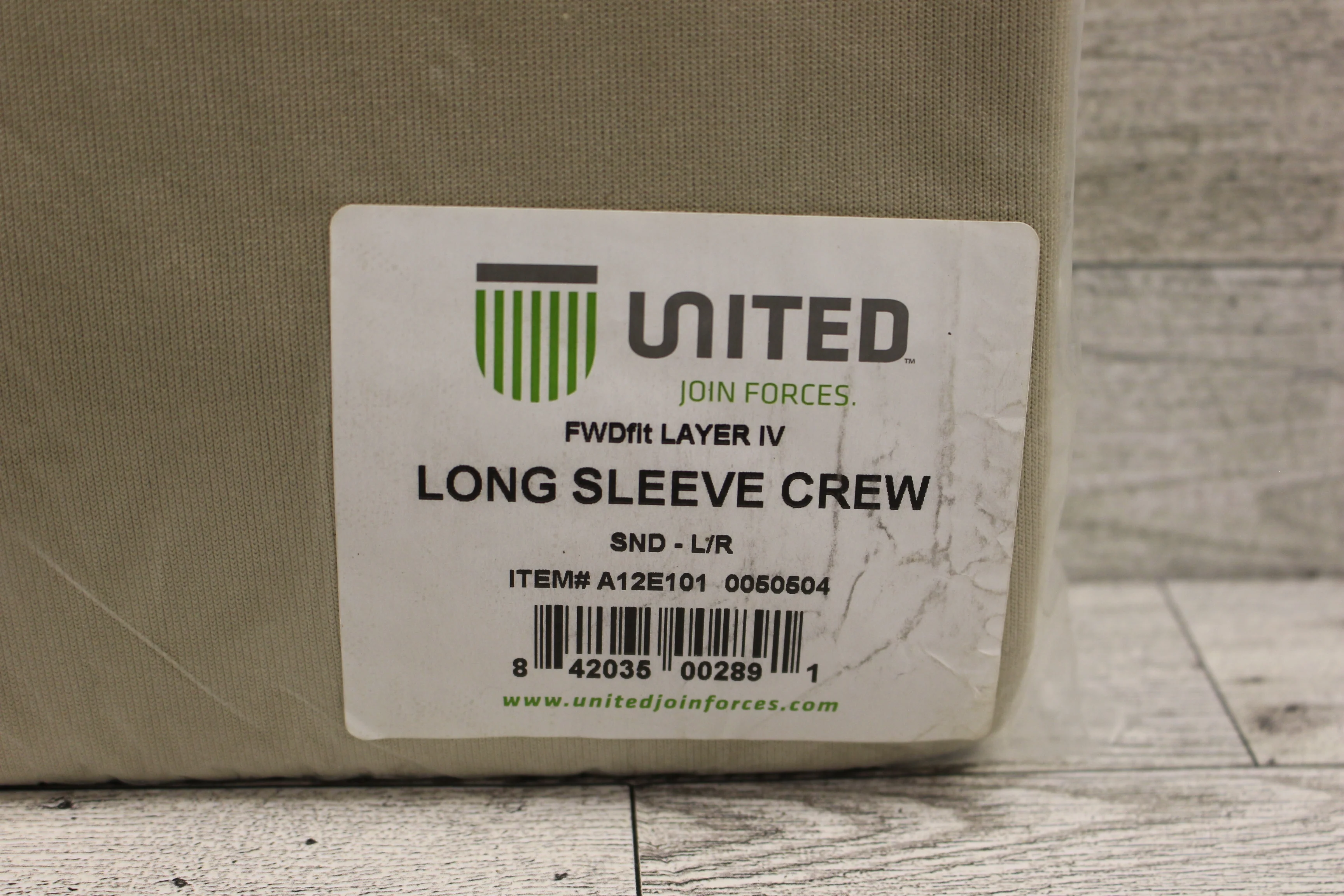 United Long Sleeve Base Crew T-Shirt - Large Regular - Sand Tan - Choose Layer - Image 4