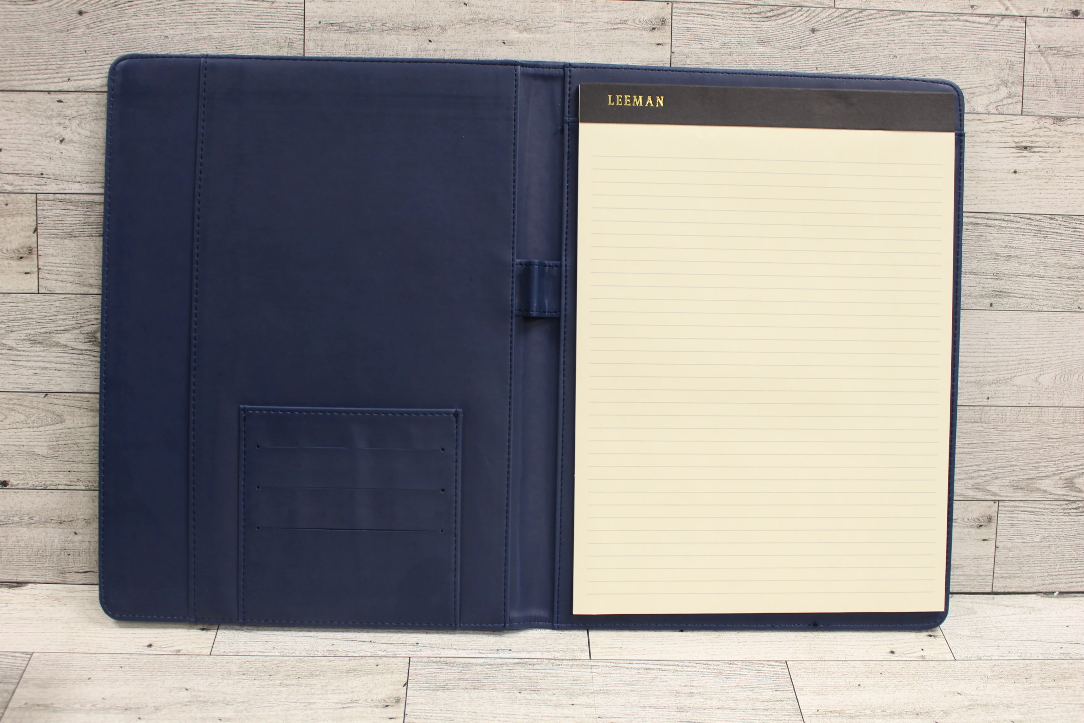 University of Dayton Dining Services Folder/Portfolio - UD - 12" x 9 1/2" - New - Image 2