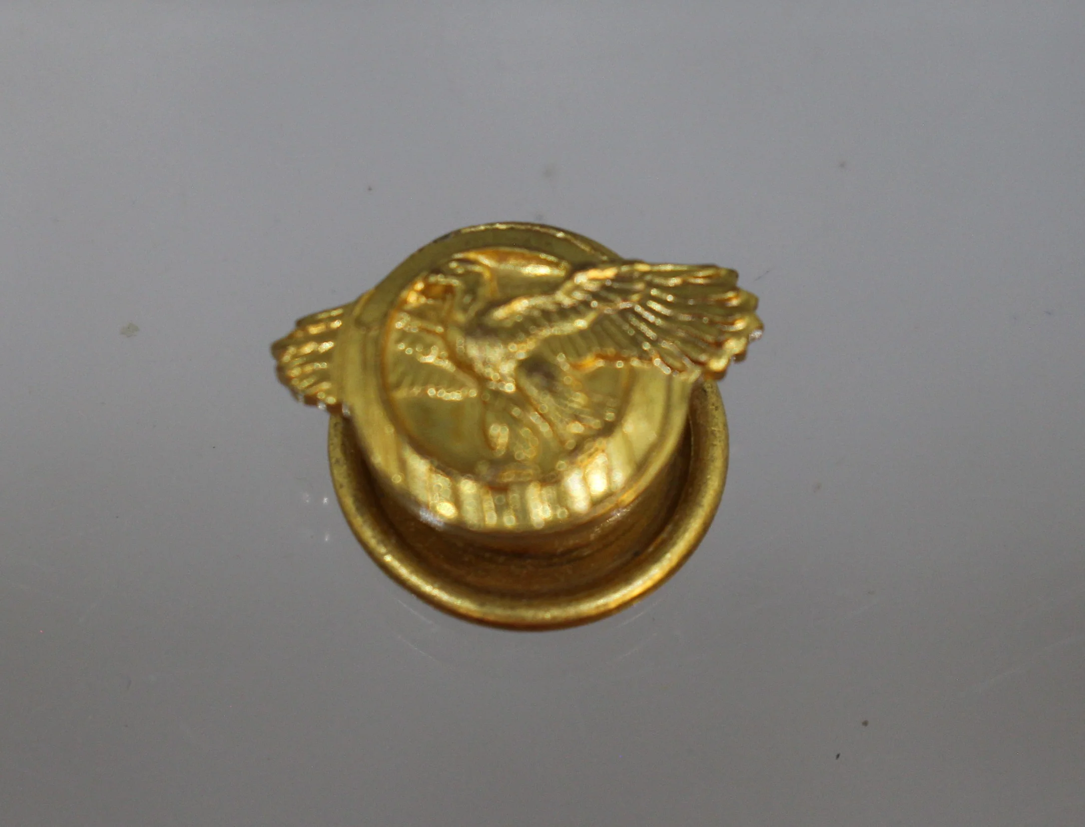 US Army Air Corps Ruptured Duck Pin - Used - Image 2