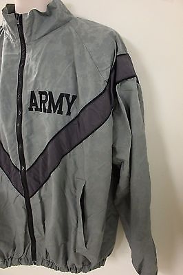 US Army IPFU PT Physical Fitness Jacket - Medium Regular -8415-01-465-4832 -Used - Image 3