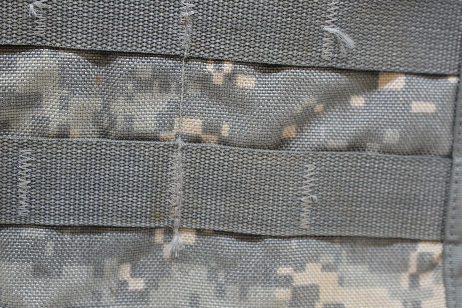 US Army Molle Triple Magazine Pouch - ACU - 8465-01-525-0598 - 3x30 - Grade B - Image 6