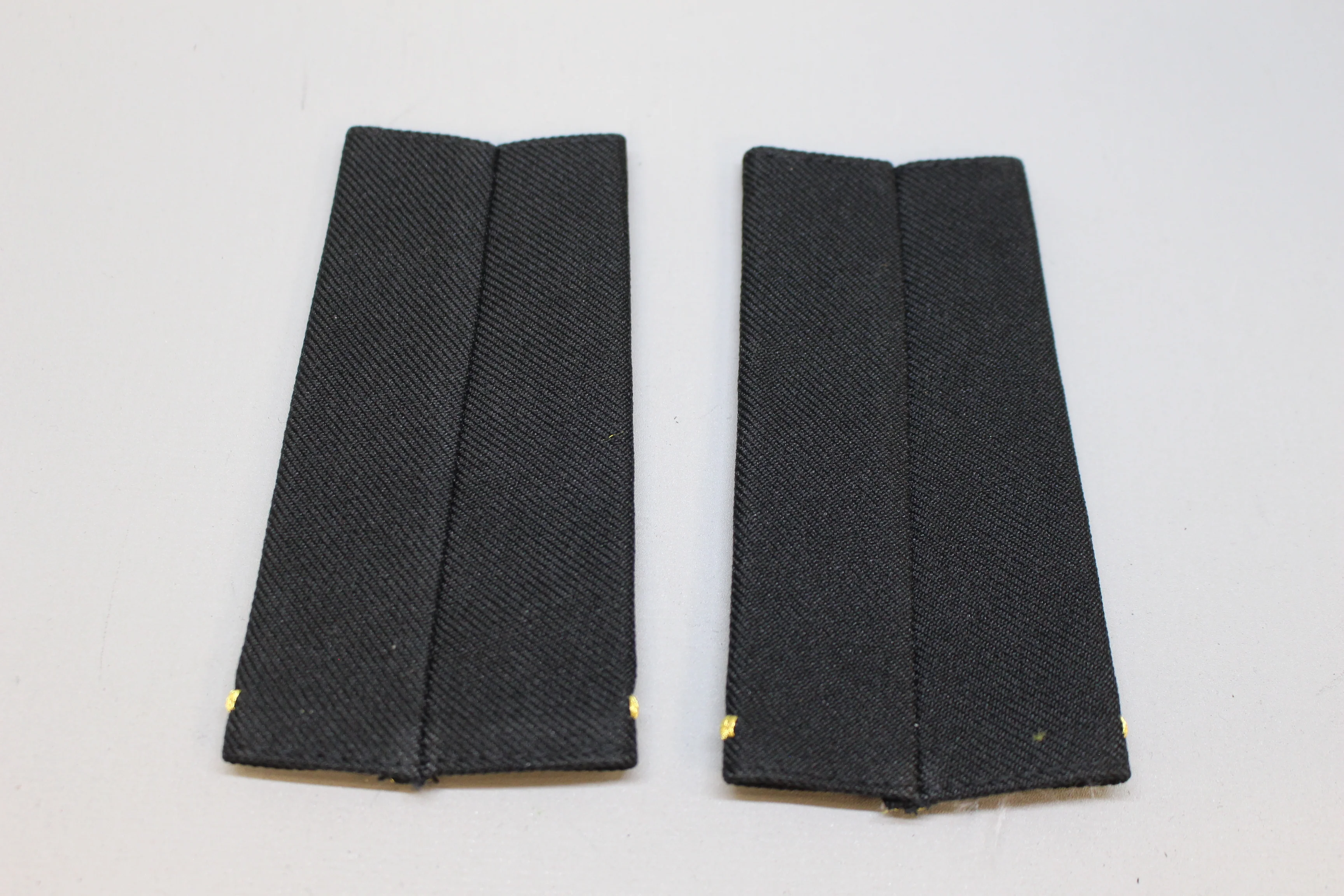 US Army Shoulder Epaulet Pair O-1 2nd Lieutenant -Used - Image 2