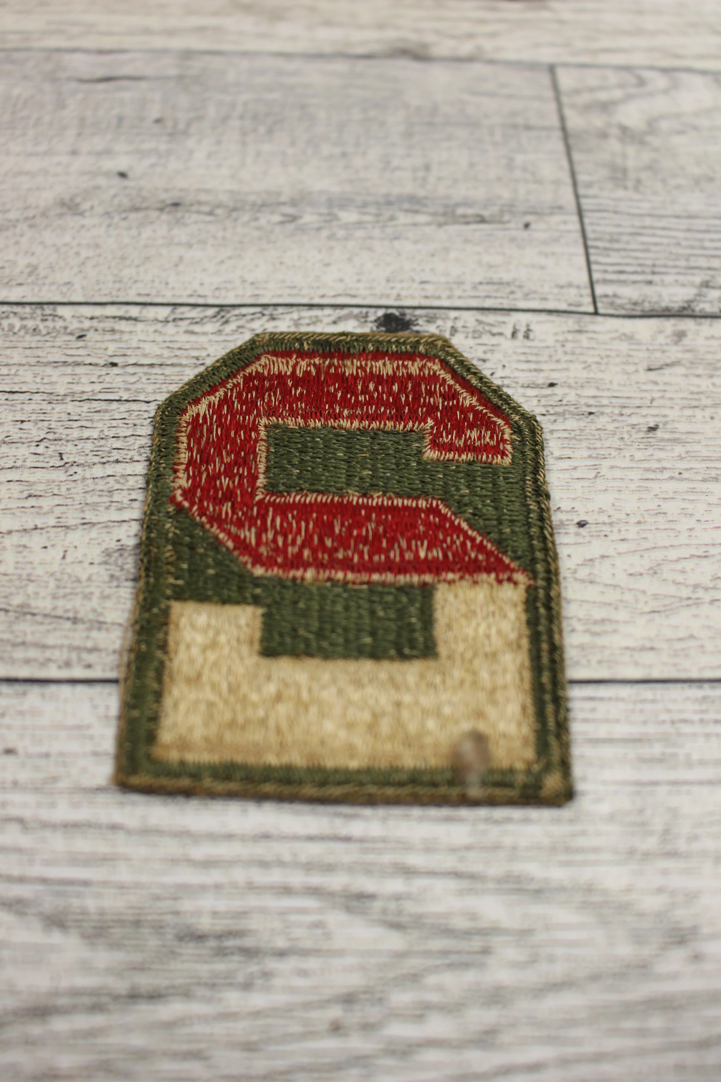 US Army WWII 2nd Army Division Shoulder Patch - Used - Image 2