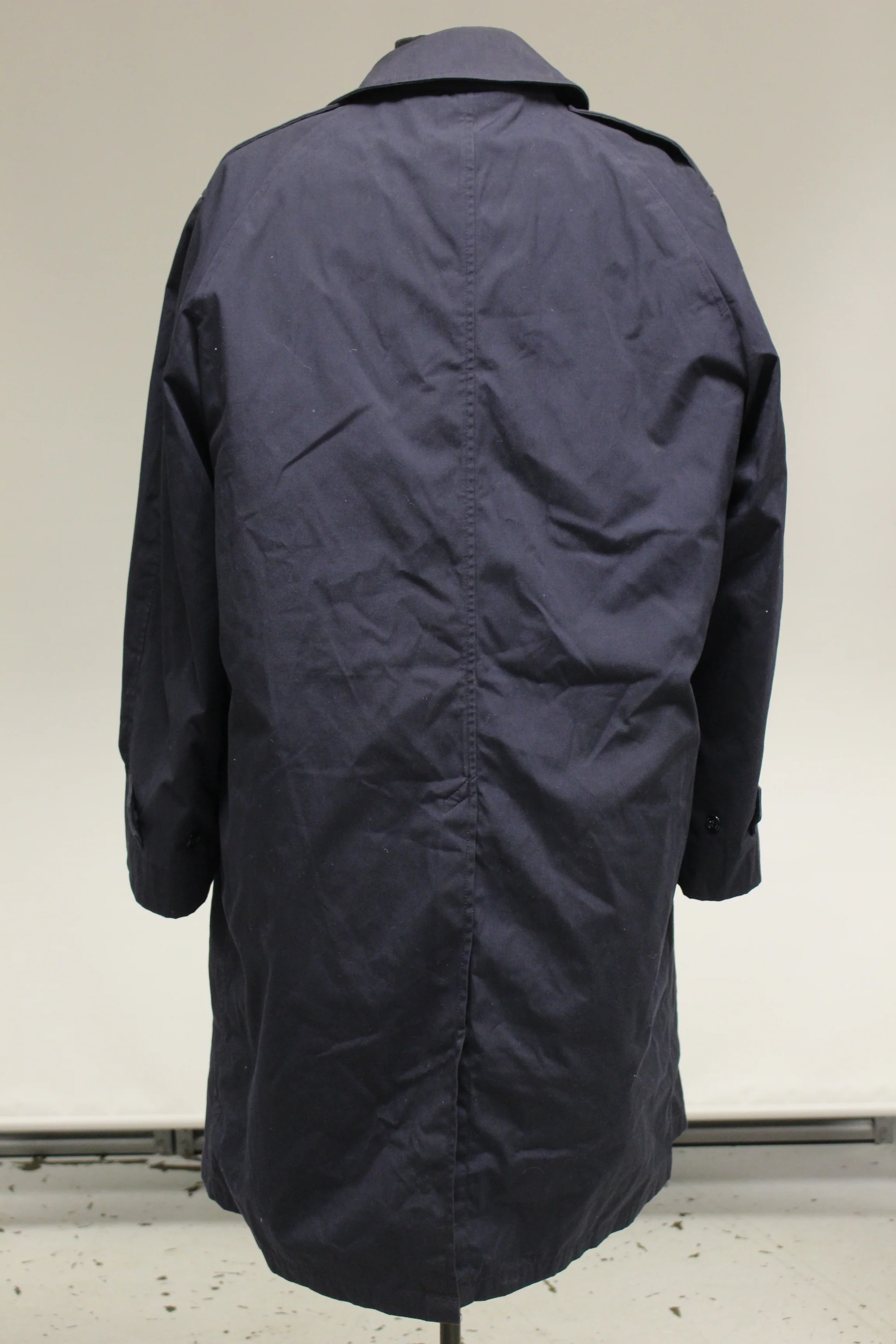 US Military Cold Weather Coat with Removable Liner, Large - Image 5