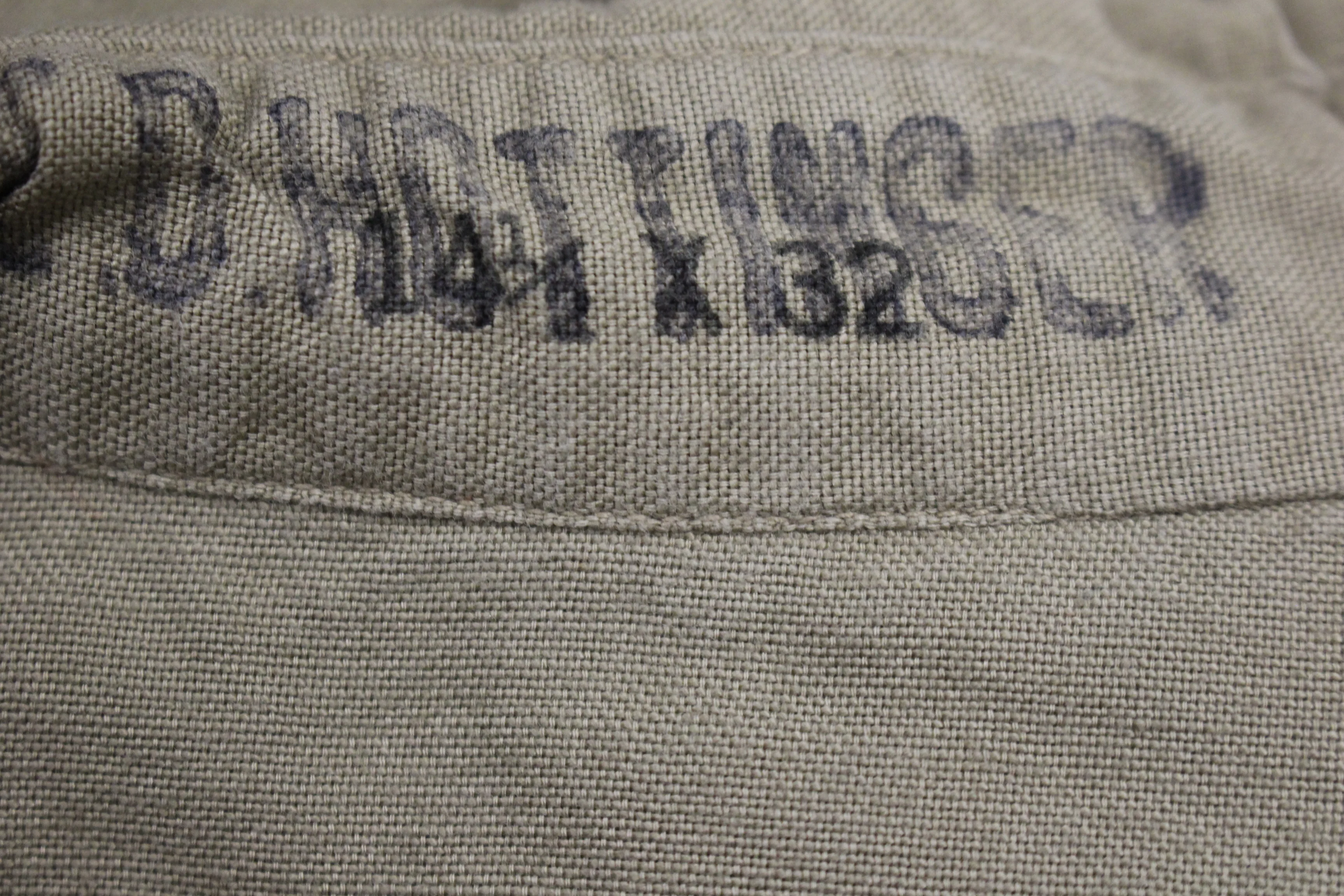 US Military Man's Tan Shirt - Size 141/2 x 32 - Used - Image 4