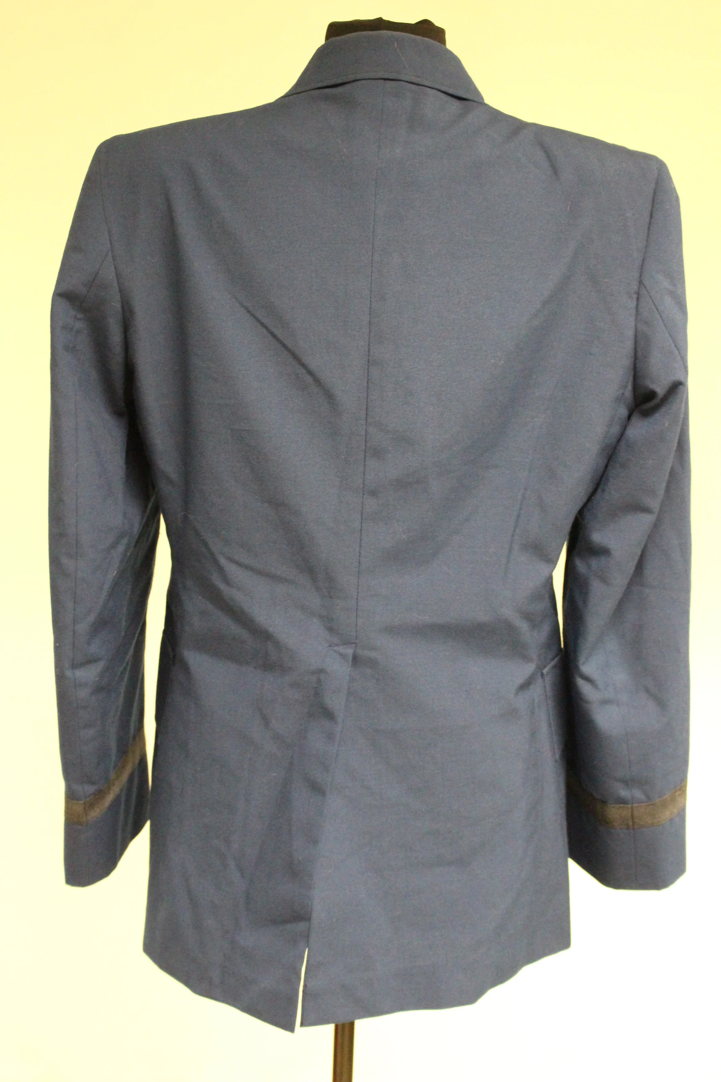 US Military Men's Cadet Service Coat - Size: 35R - Used - Image 3