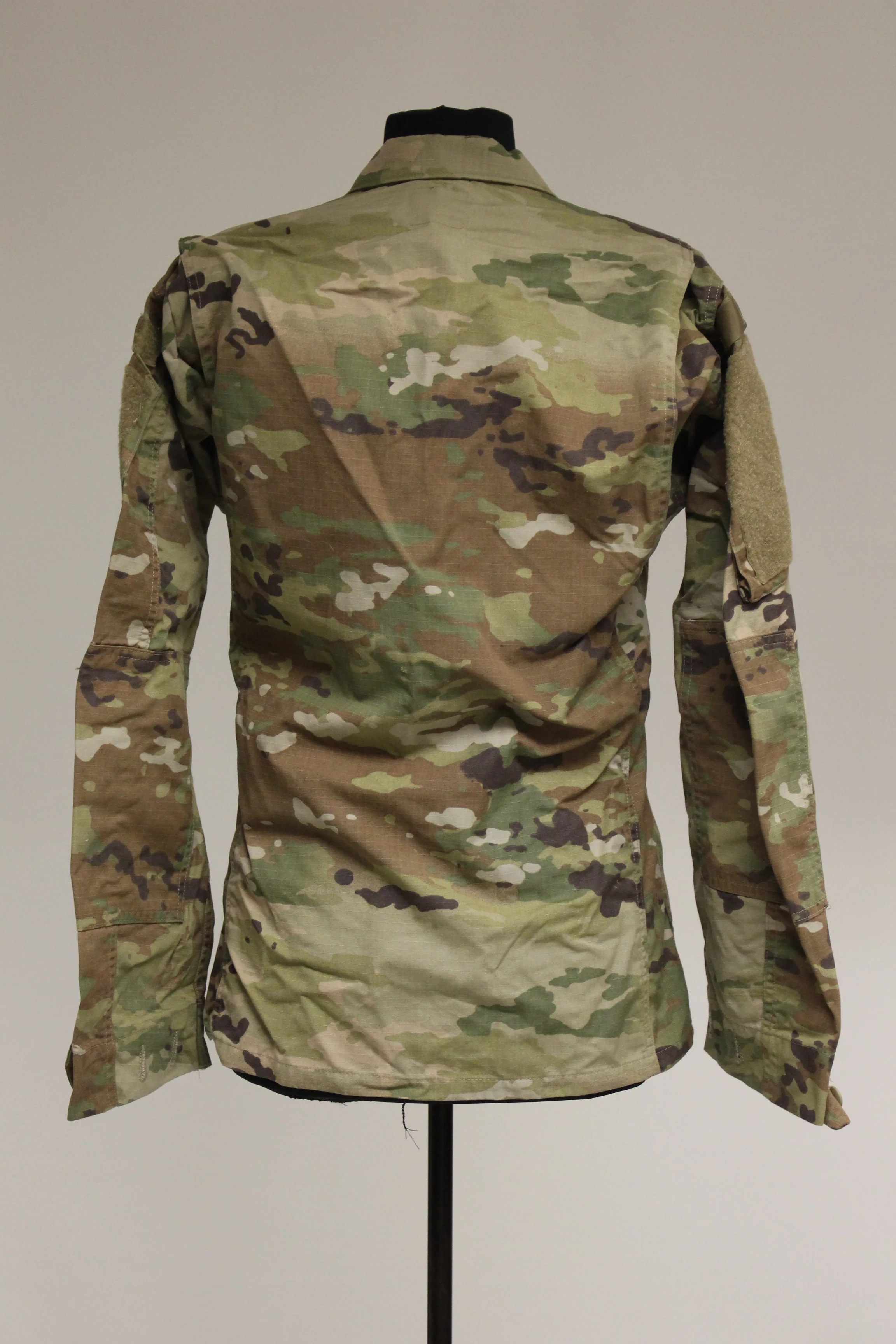 US Military OCP Combat Uniform Coat, 8415-01-623-5182, Small Long, New - Image 2