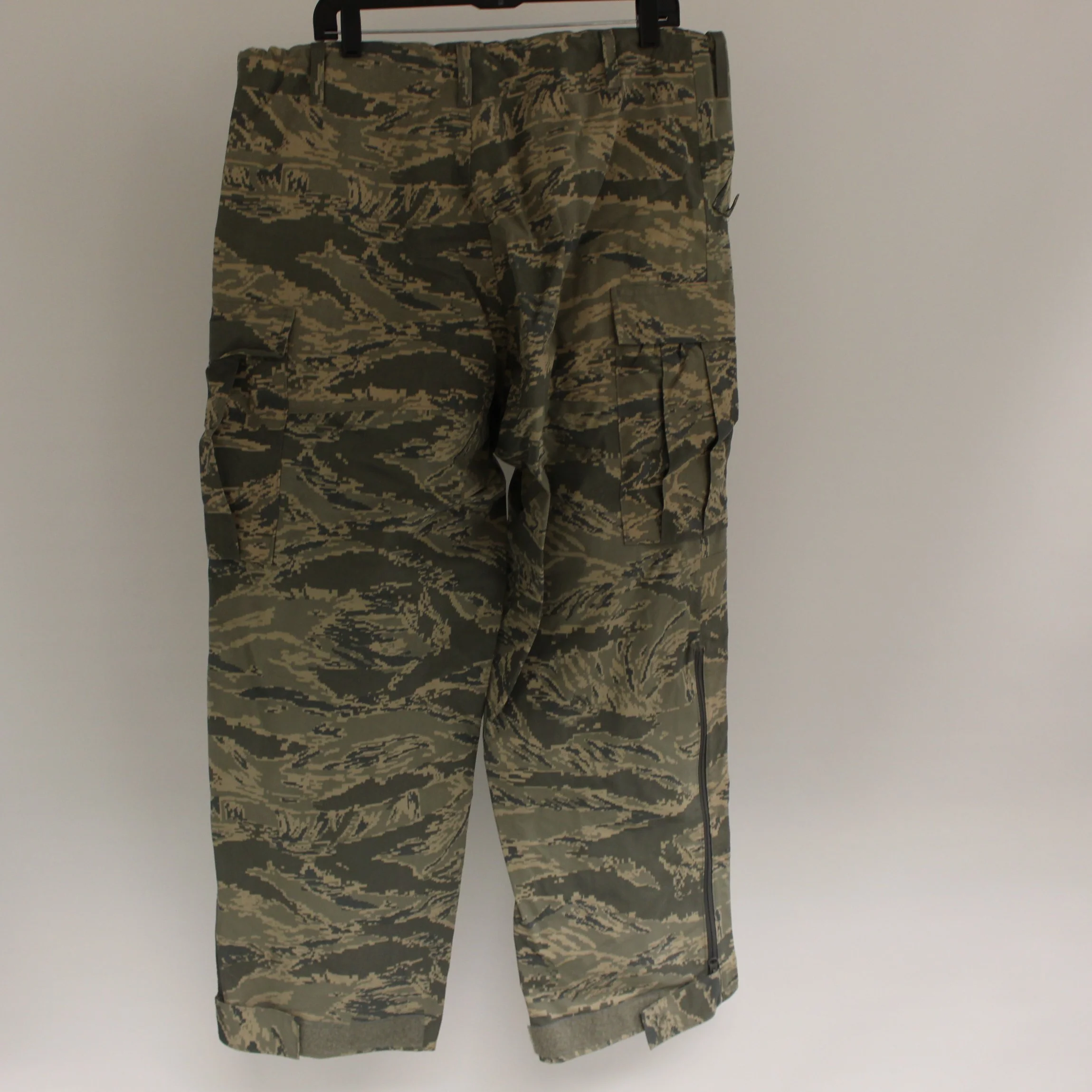 USAF APECS All Purpose Environmental Trousers - Large Short - Used - Image 2