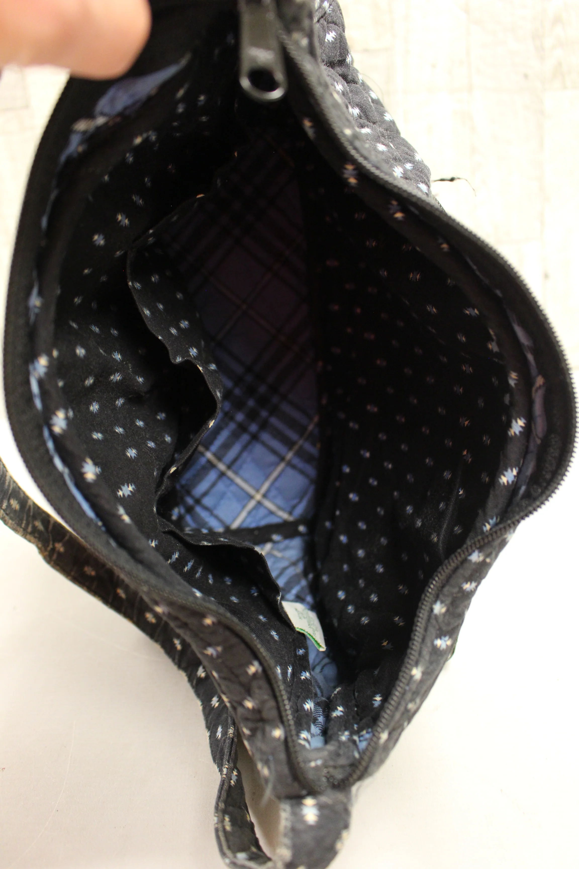 Vera Bradley Alpine Black Small Shoulder Bag - Used - Image 5