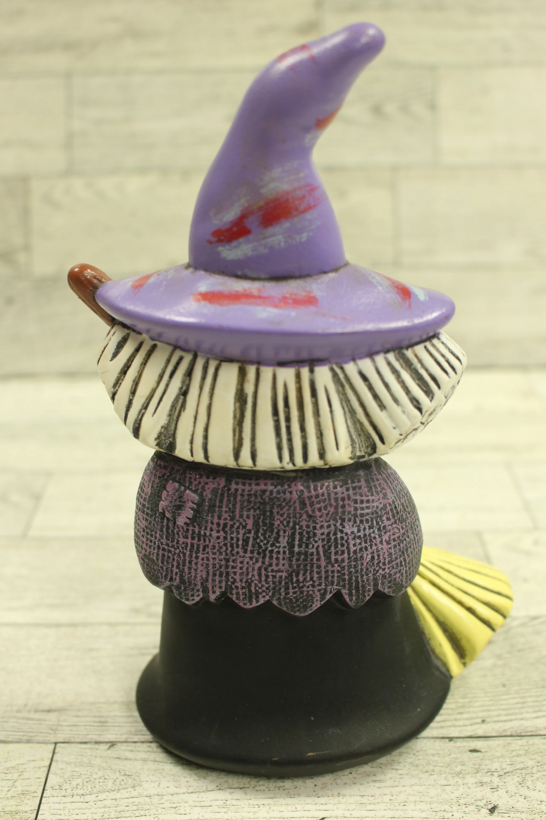 Vintage 1989 ATP 8" Witch Figurine - Motion Sensor - Used - Image 2