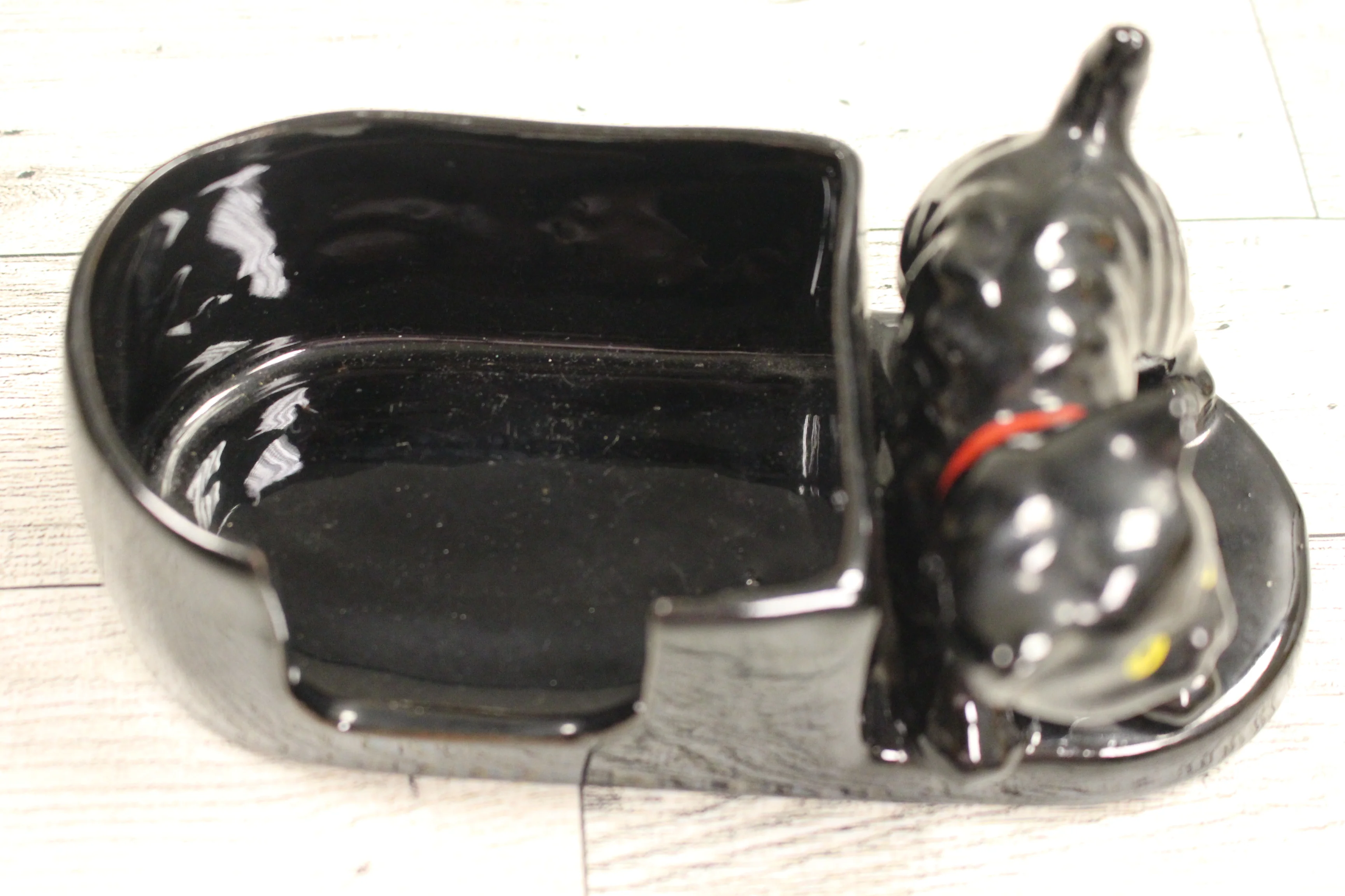 Vintage Black Cat Ashtray Set - 4 Double Holder Trays Match Vase - Used - Image 9