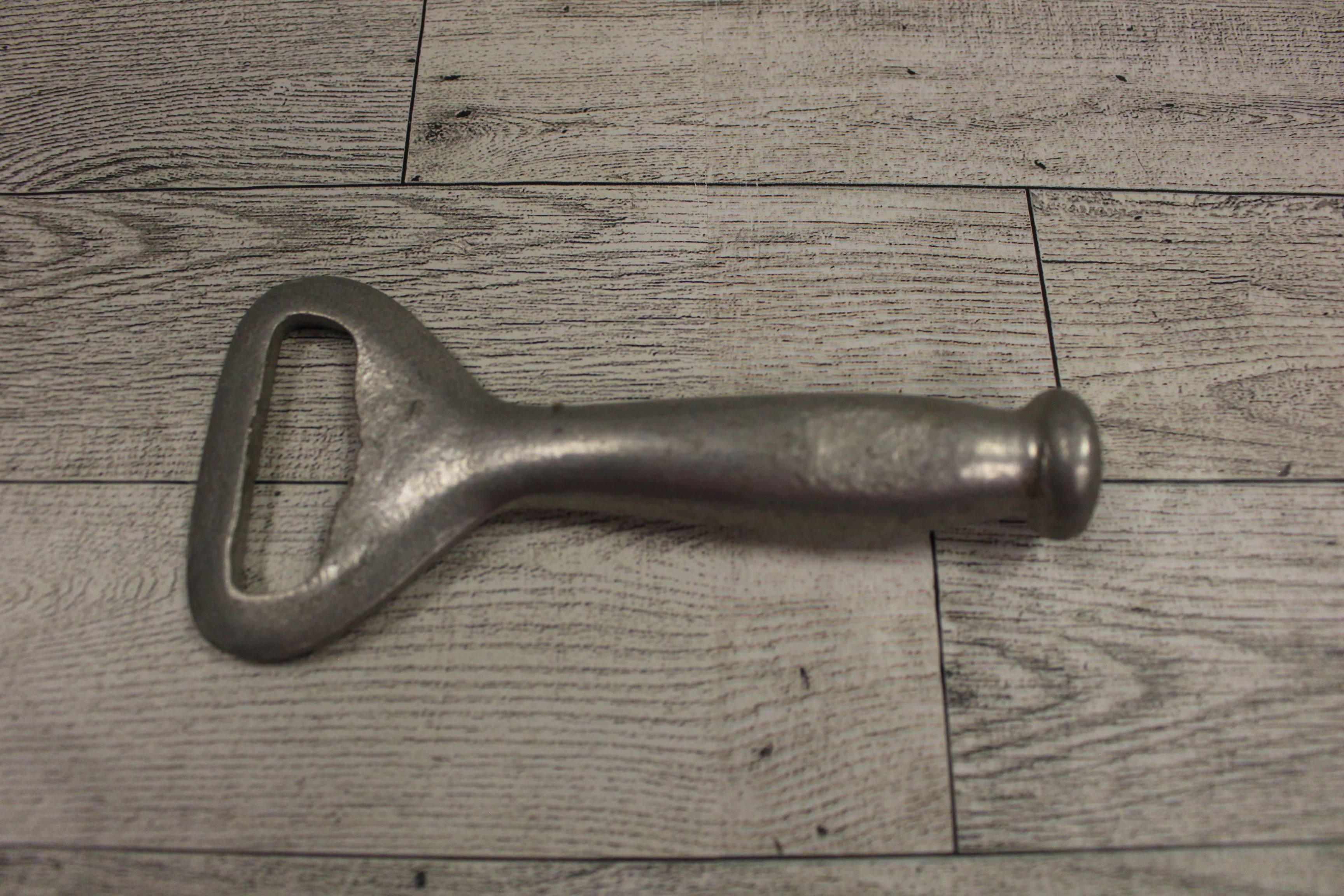 Vintage Bottle Opener - Non-Ferrous - Used - Image 5