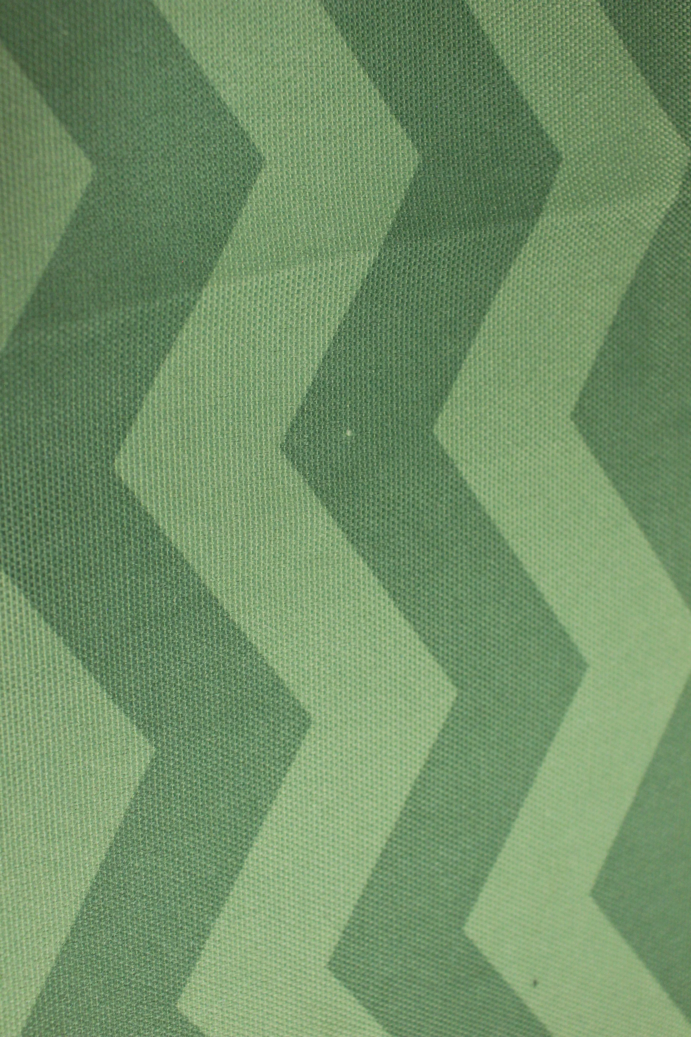 Vintage Geometric Round Tablecloth - Zig Zag - Green - Used - Image 5