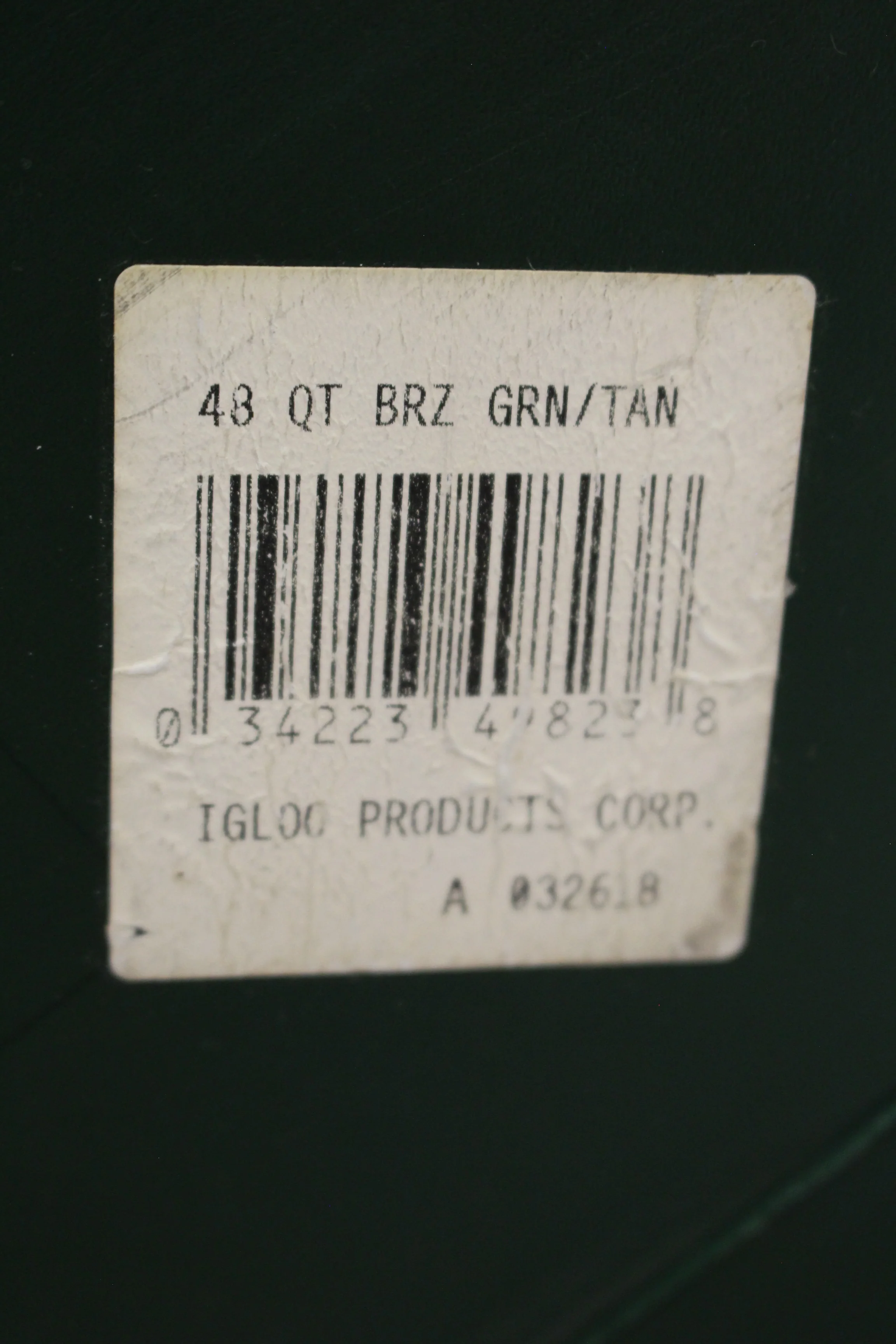 Vintage Igloo 48 Quart Green/Tan Cooler - Used - Image 5