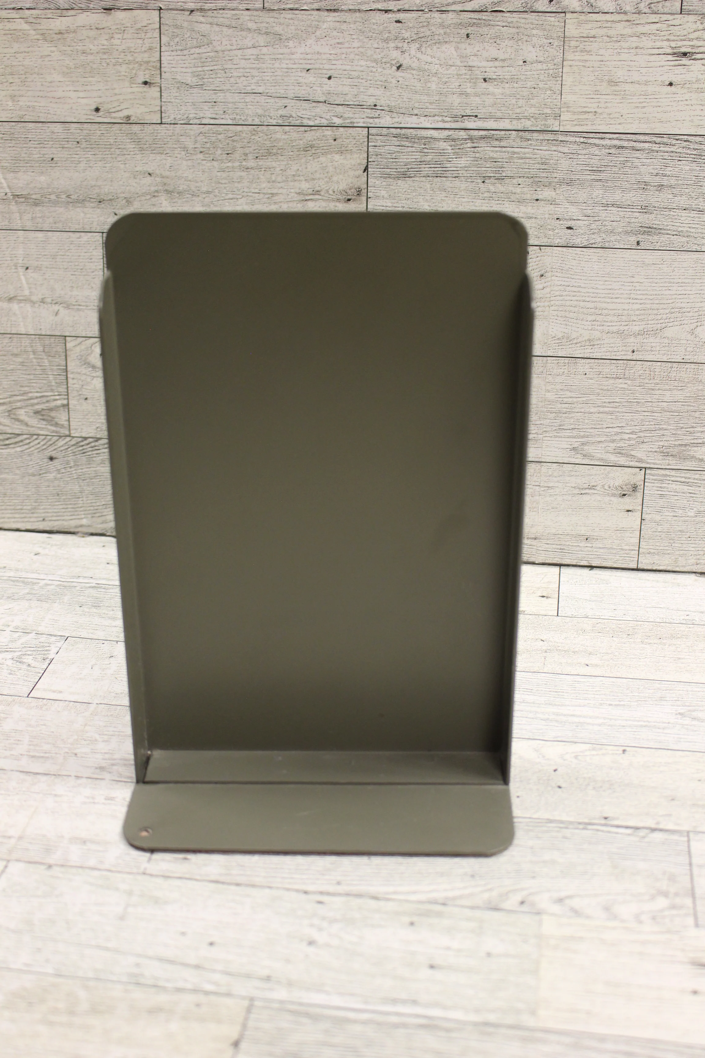 Vintage Metal Bookend - Only 1 bookend - Used - Image 2