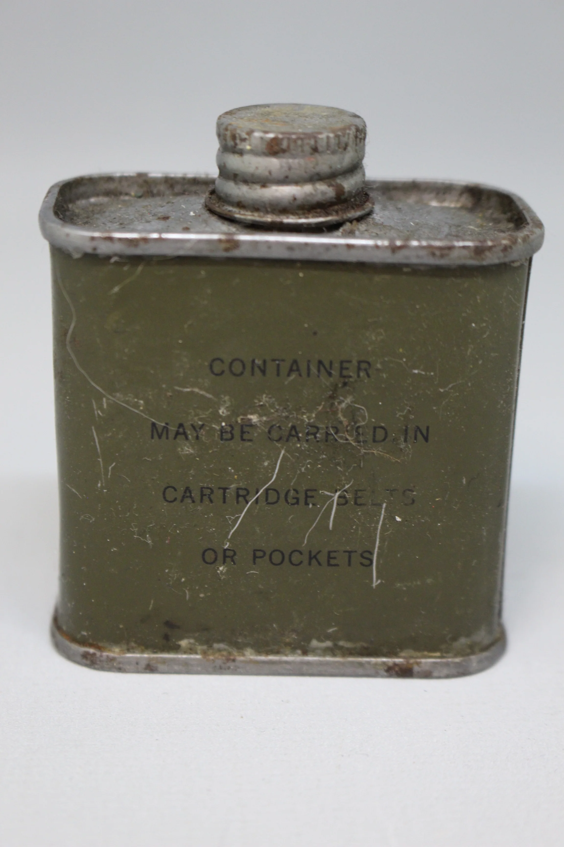 Vintage Military 2oz Oil Can Standard Oil Company Bayway NJ -Used - Image 2