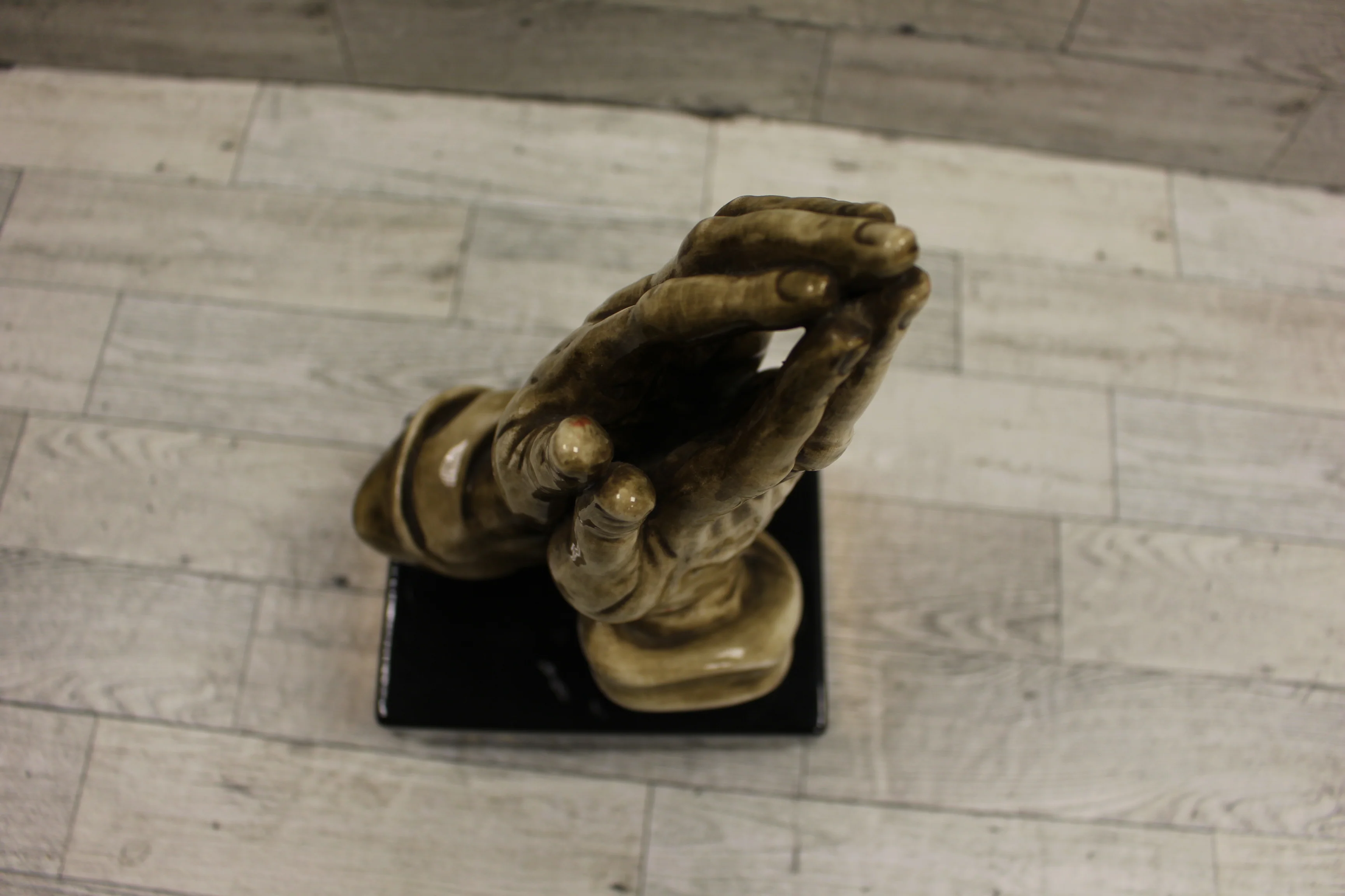 Vintage Praying Hands Statue - 9-3/4" tall - Used - Image 4
