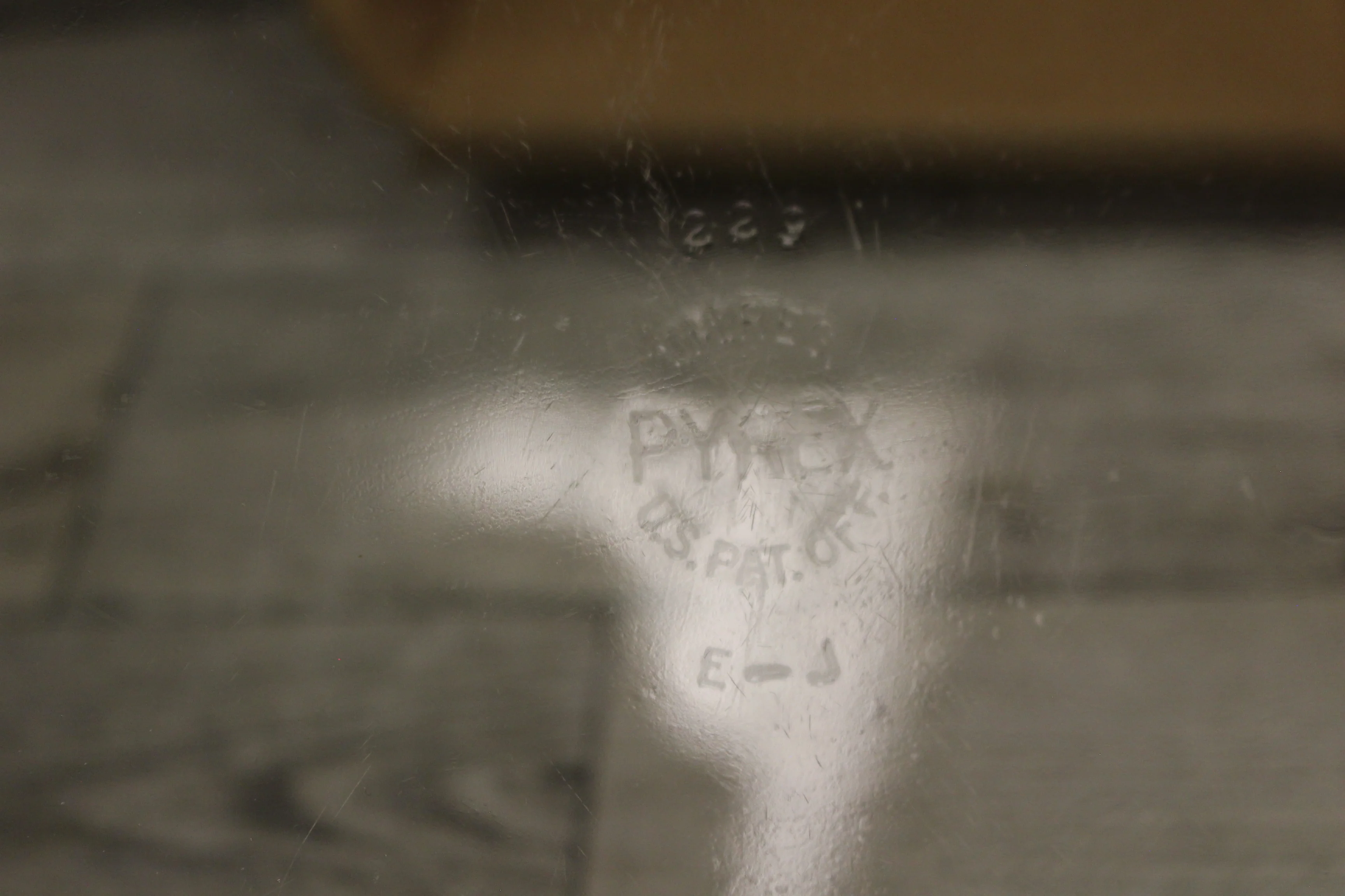 Vintage Pyrex Clear Pie Plate Dish - 9.5" - Pyrex 229 - Used - Image 3