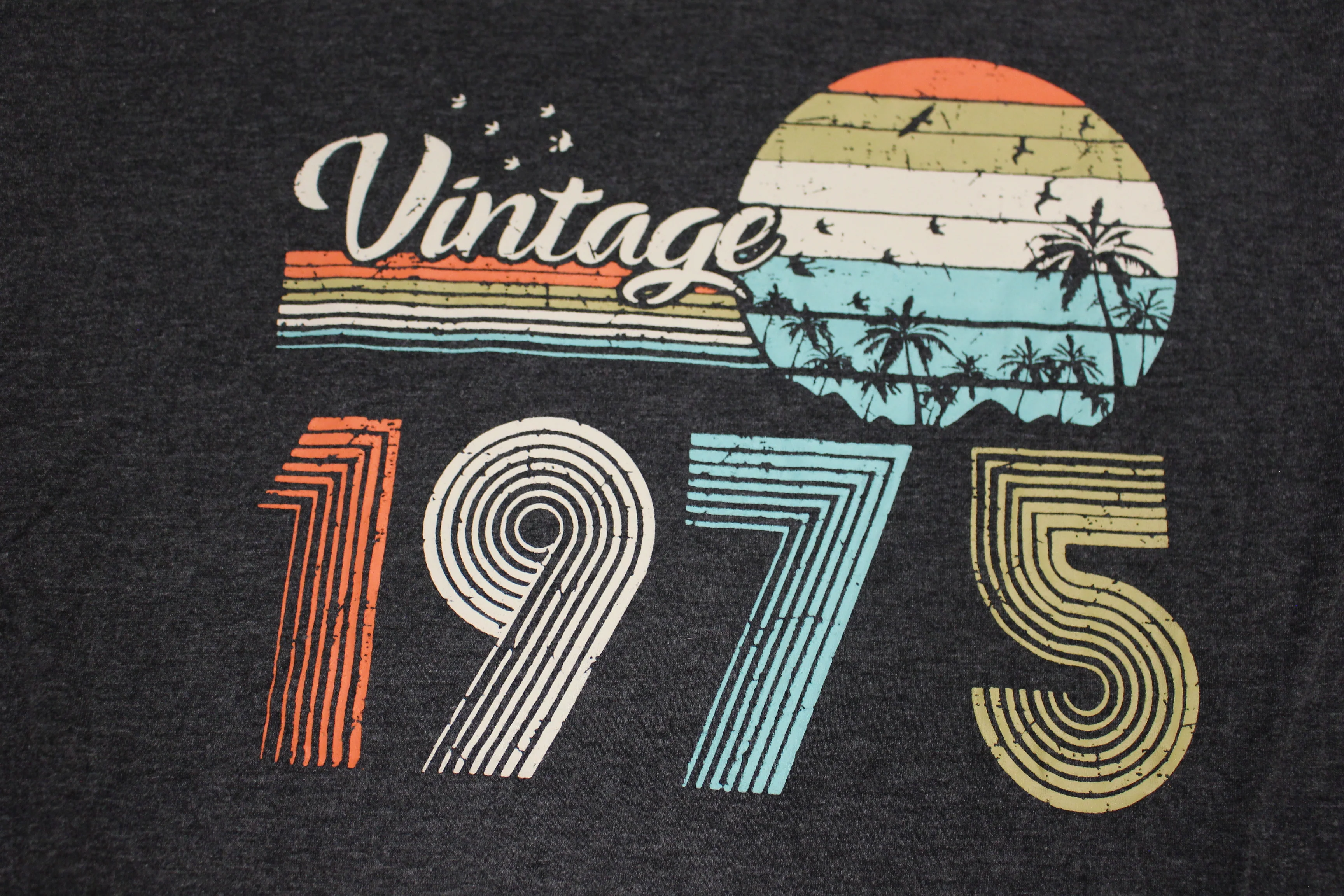 Vintage Retro 1975 Birthday T-Shirt - XXLarge - Used - Image 2