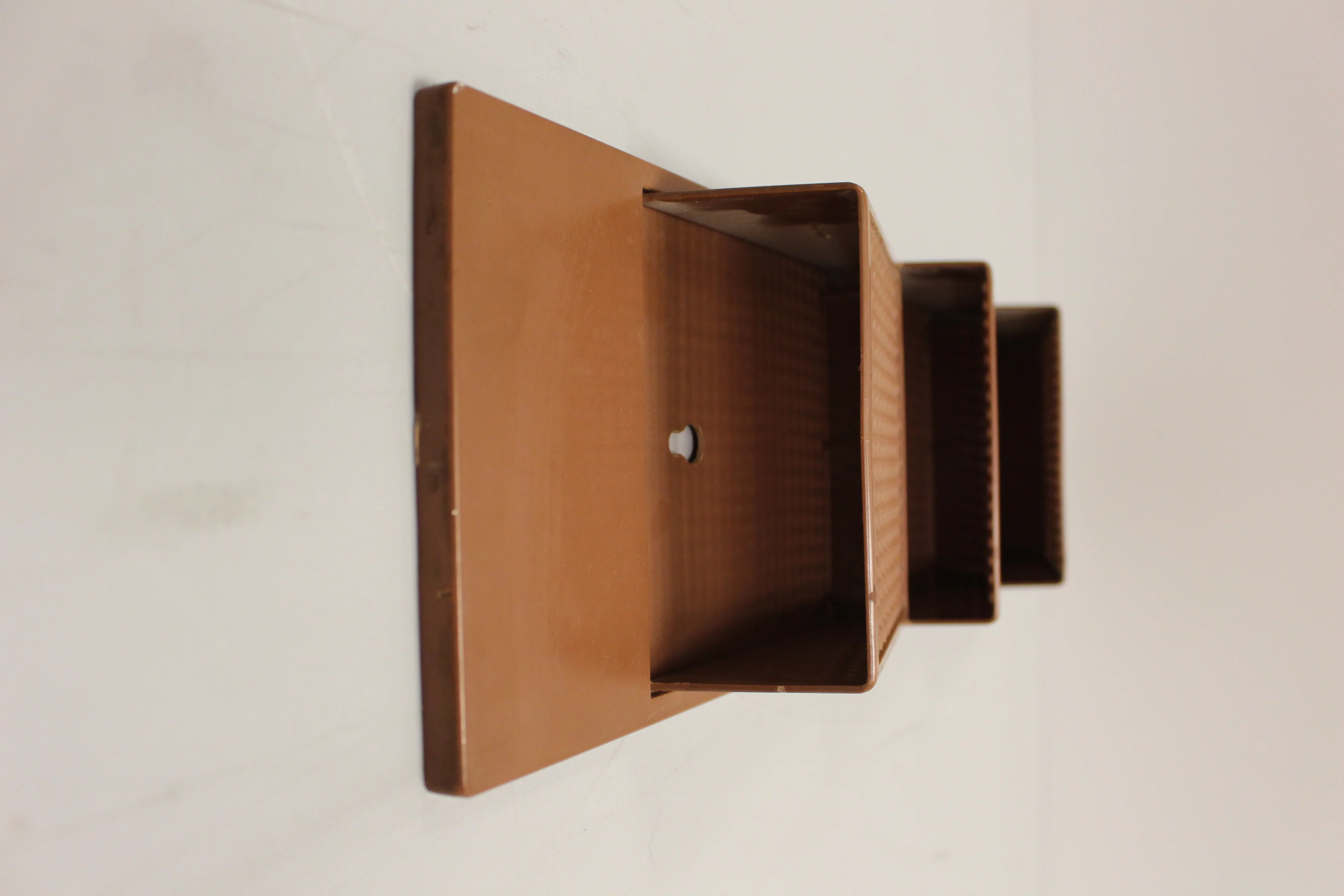 Vintage Retro Fesco Gold Plastic Mail Organizer & Key Holder - Used - Image 5