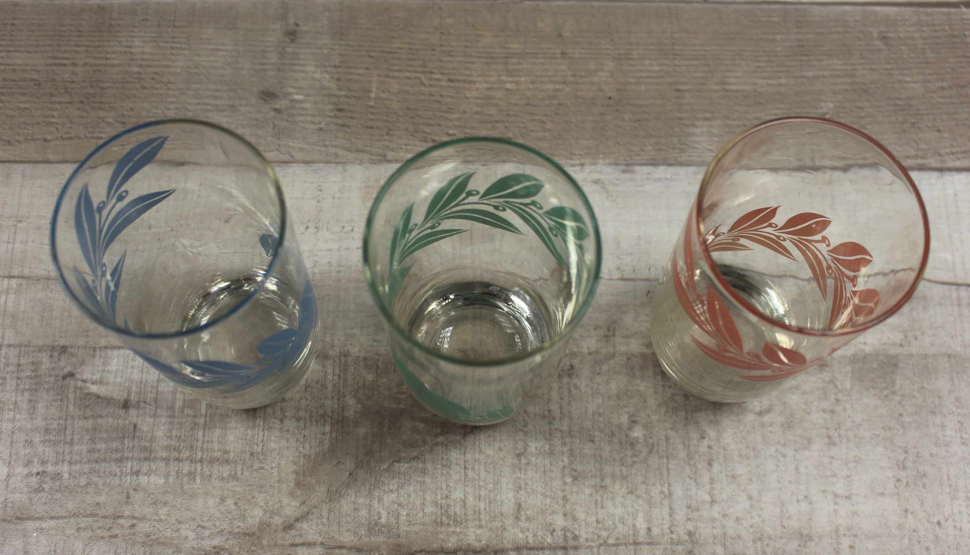 Vintage Retro Mid Century Drinking Glasses Set - Set of 3 - Used - Image 2