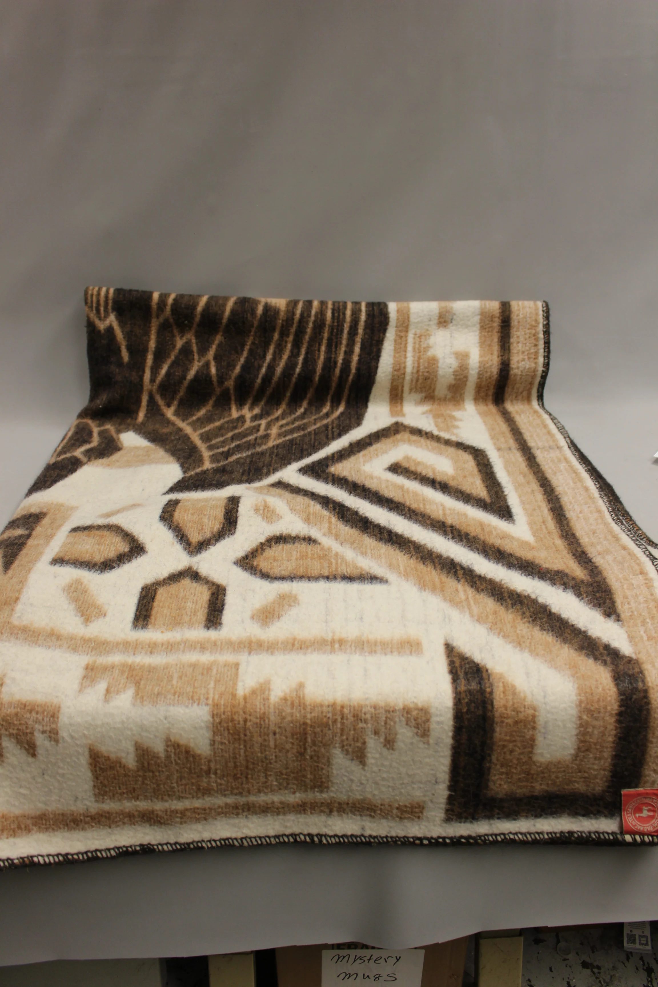 Vintage Santa Catalina Alpaca Wool Blanket Throw - 64" x 83" - Reversible - Used - Image 3