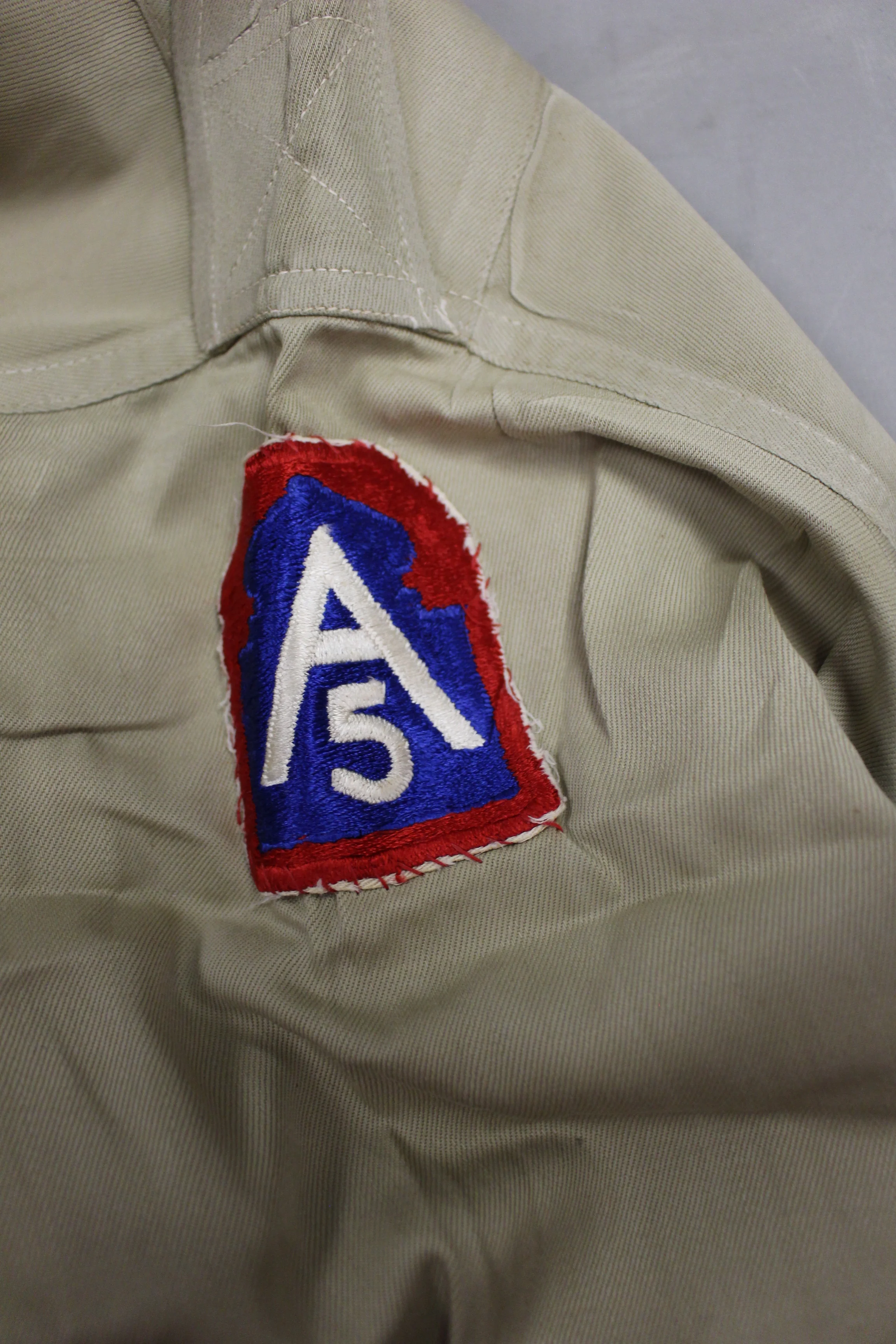 Vintage WWII 5th Army A5 Division Long Sleeve Button Up Shirt - 14.5 x 33 (#2) - Image 7