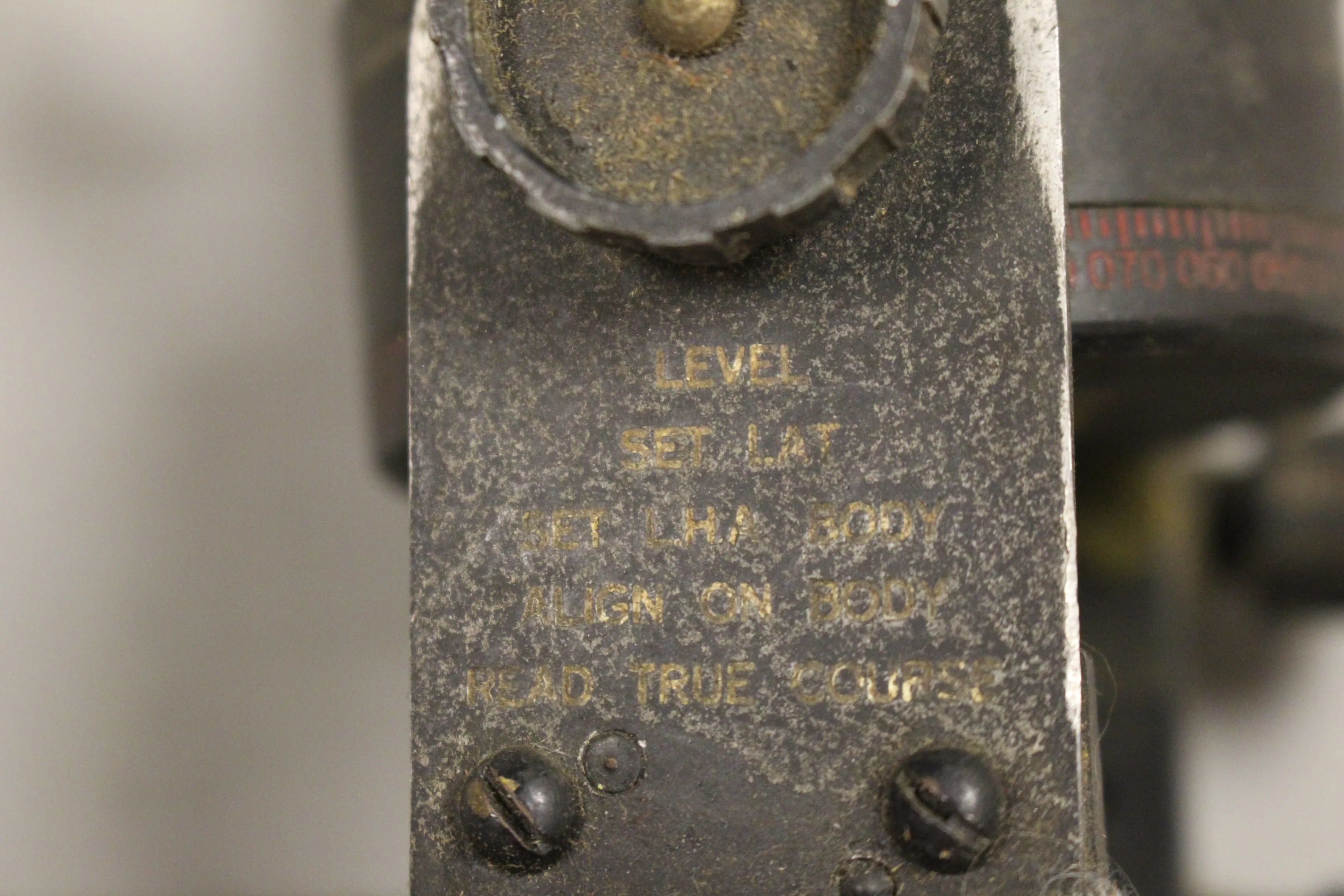 Vintage WWII Military Astro Compass - Used - Image 5