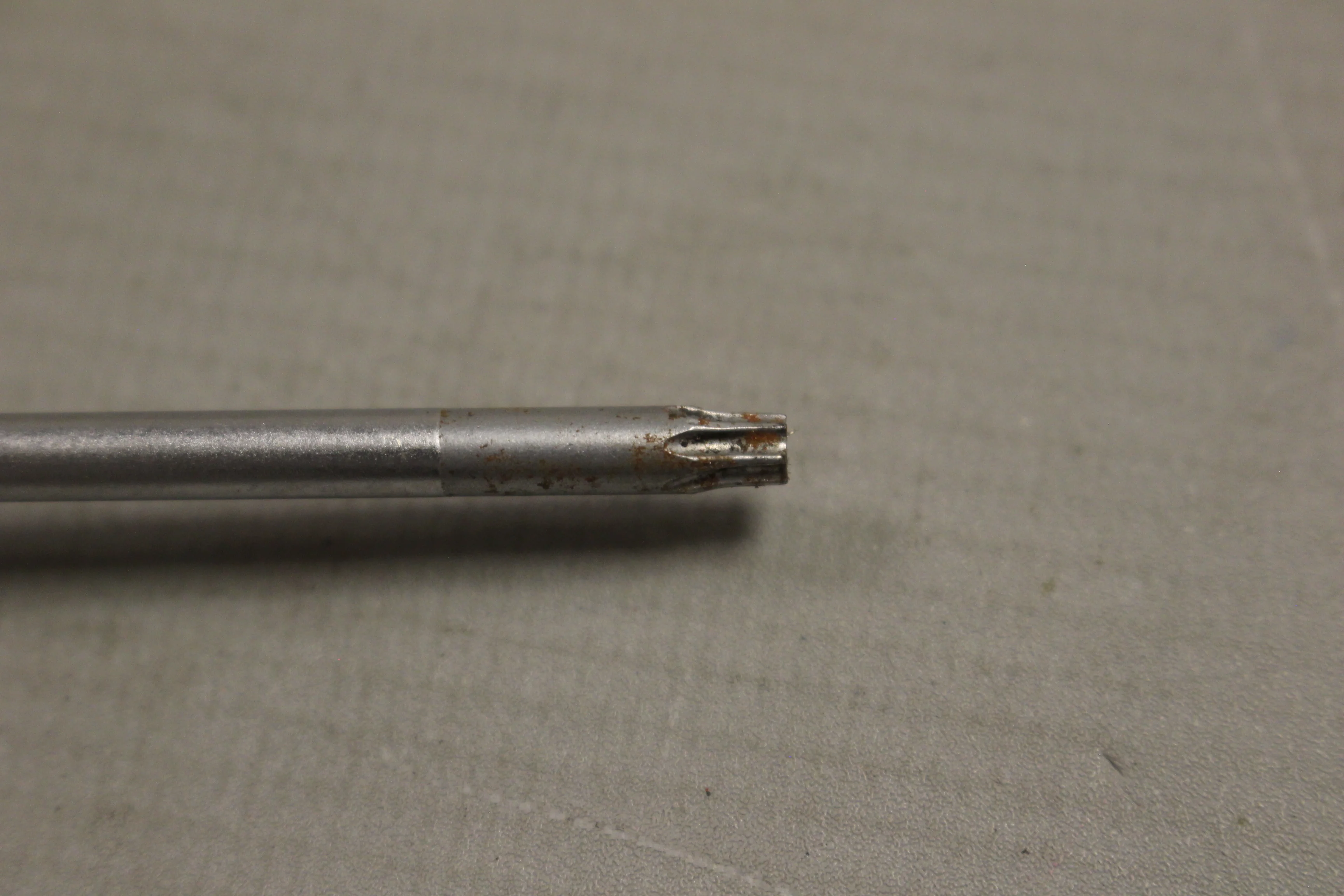 Wiha T15 x 80mm Torx Screwdriver with Soft Finish Handle - Used - Image 4