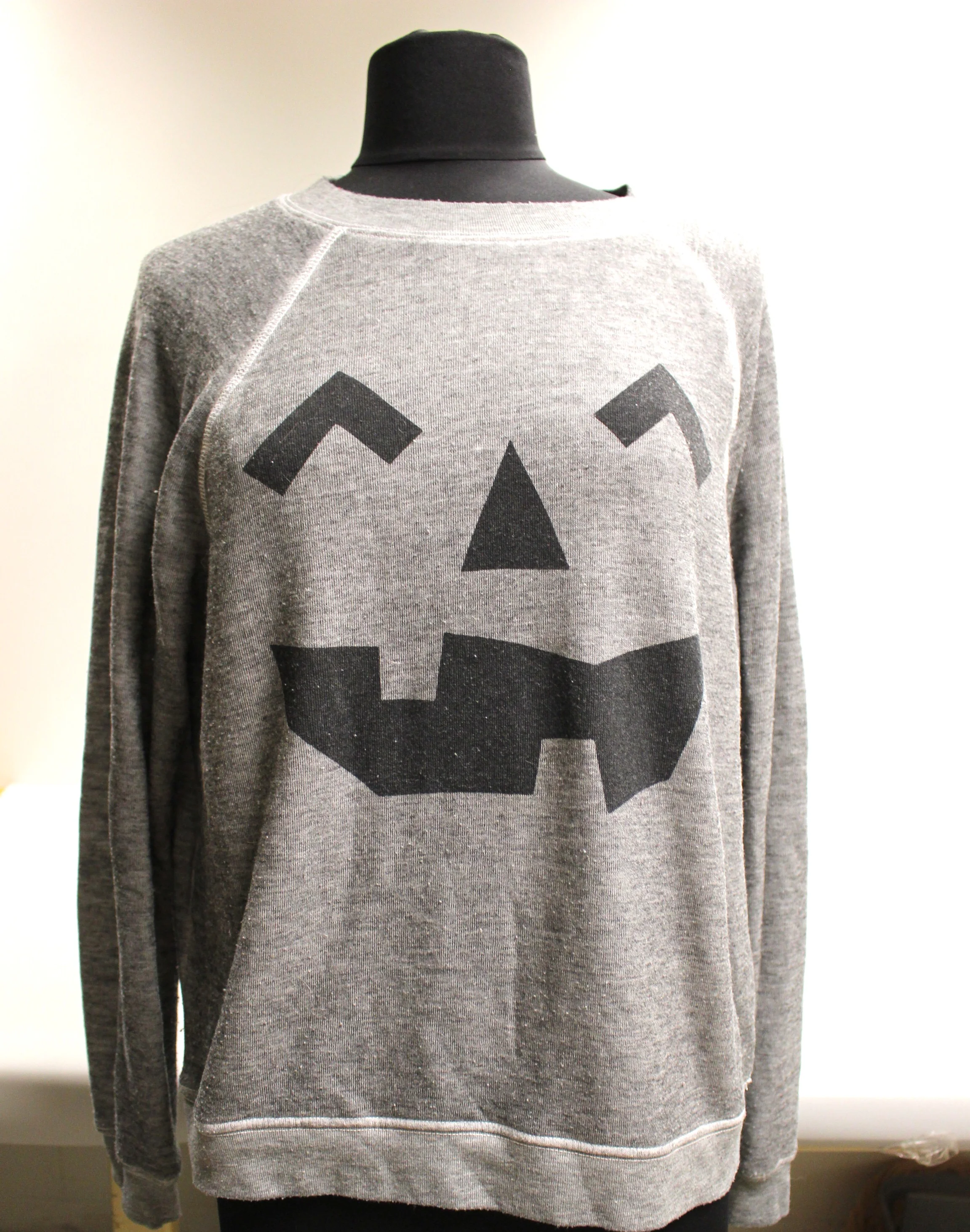 Wildfox "I'm A Pumpkin" Jack-O-Lantern Sweatshirt - Small - Used