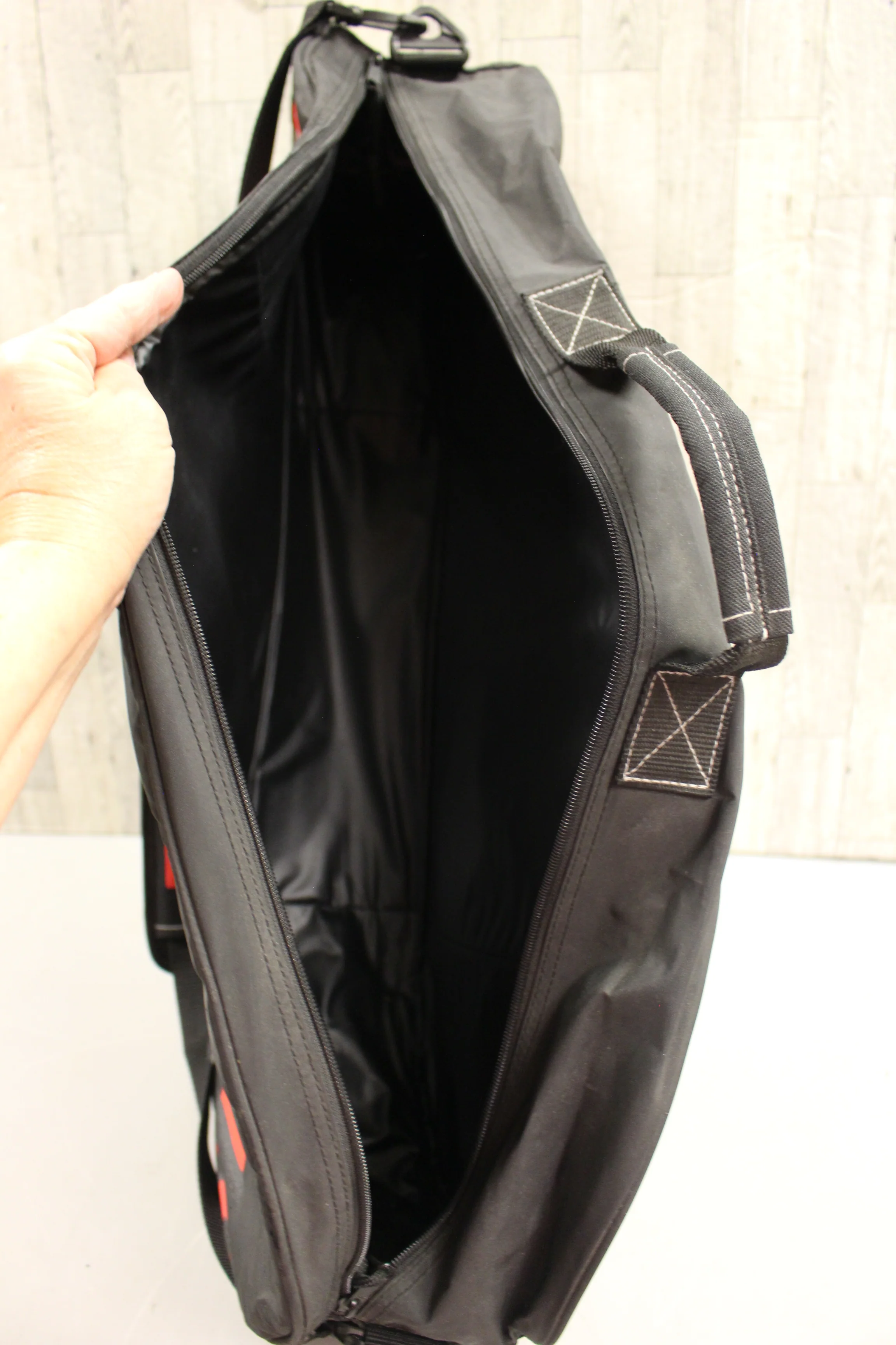 Wilson Tennis Bag - Black - Used - Image 4