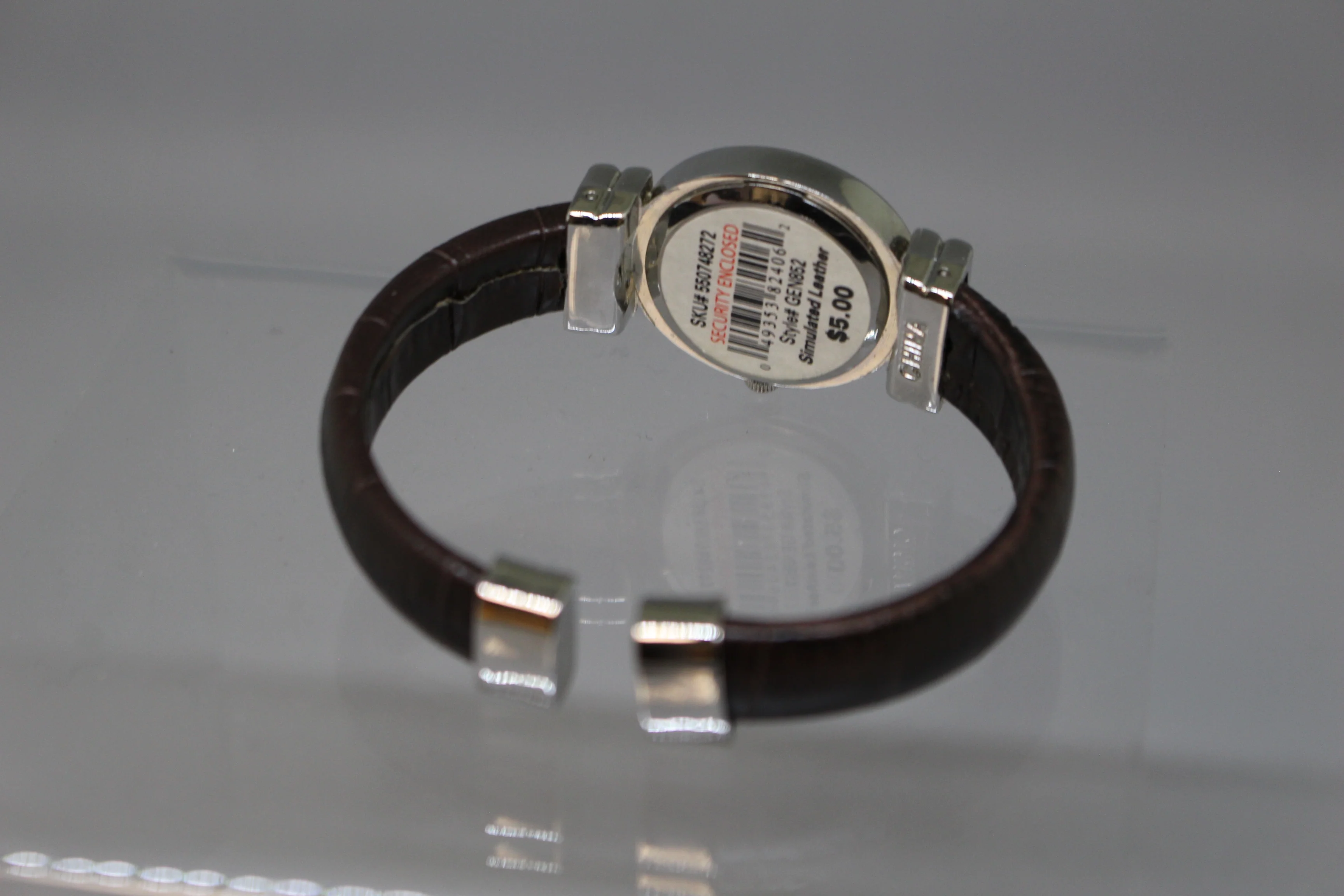 Women's Small Band Quartz Wrist Watch -Used - Image 2
